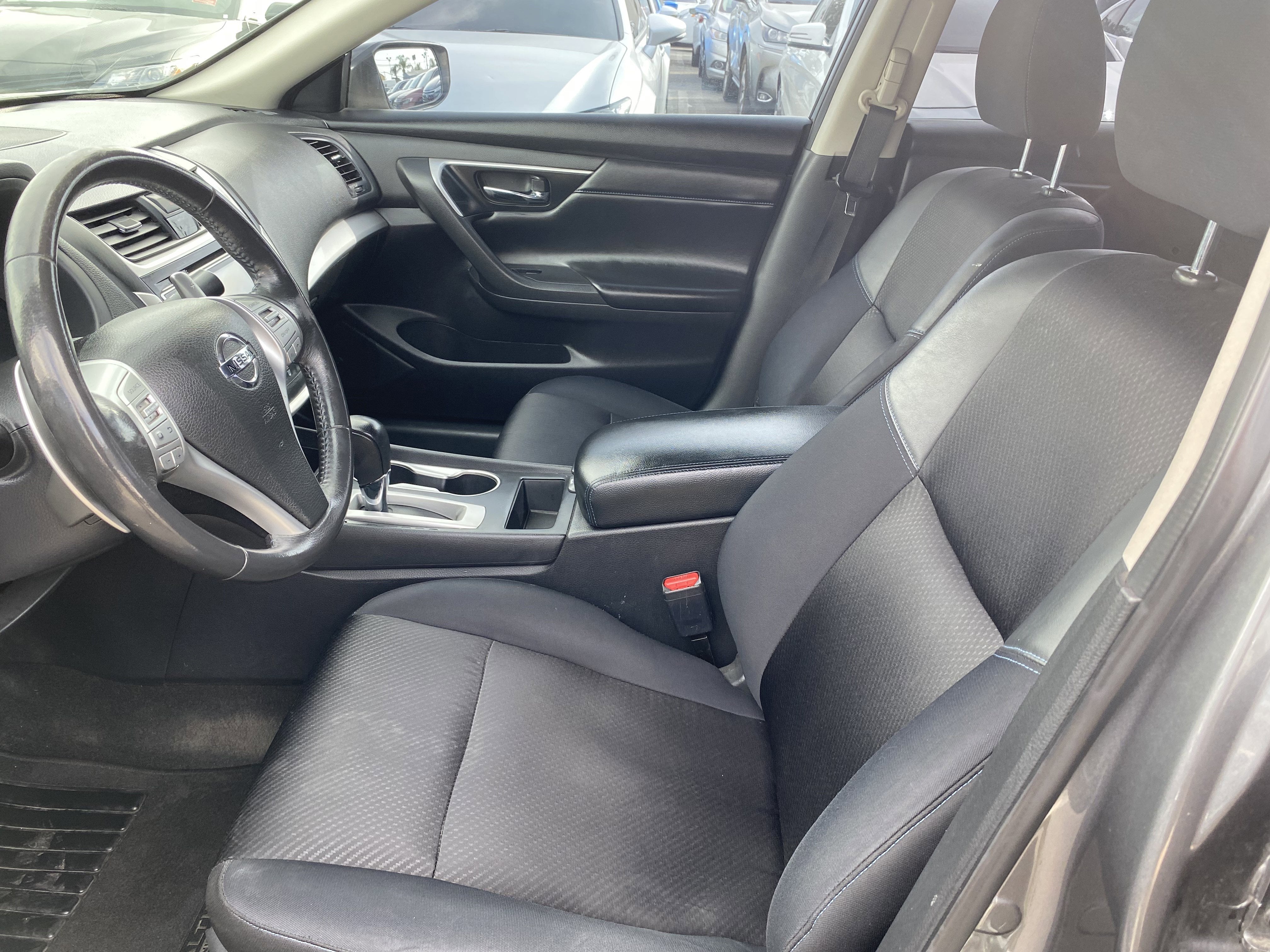 2017 Nissan Altima 2.5 SR