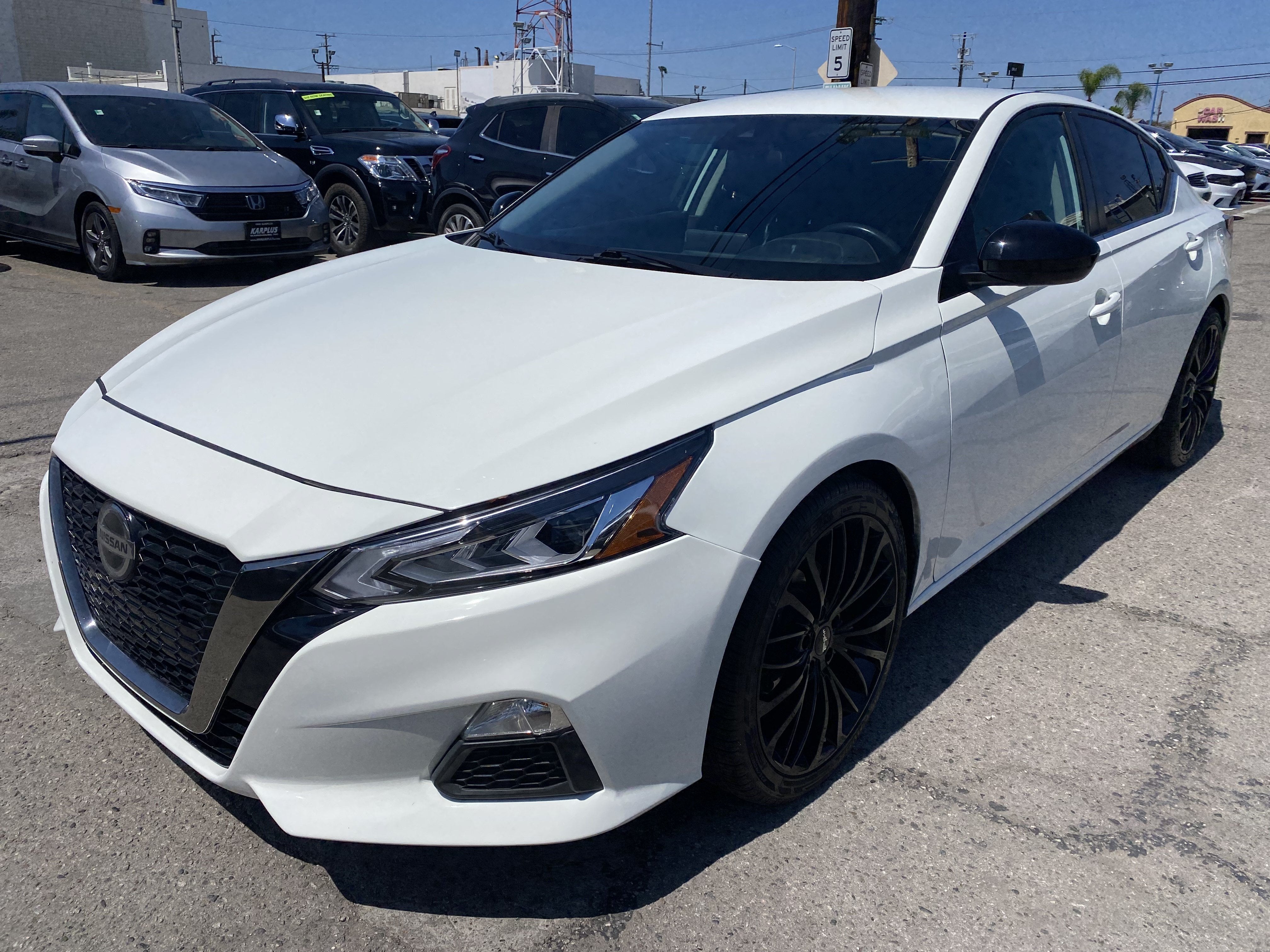 2020 Nissan Altima 2.5 SR