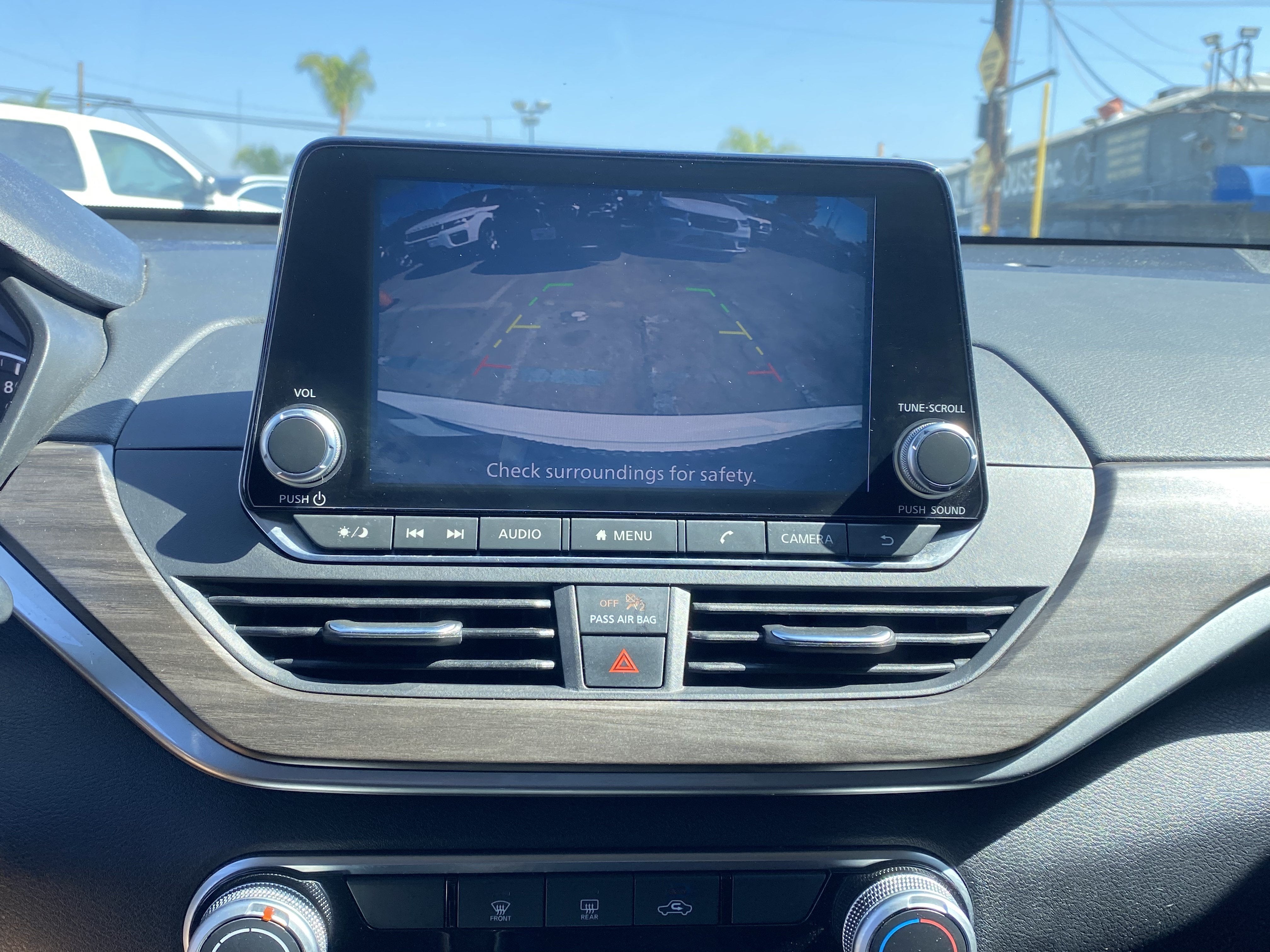 2025 Nissan Altima SV FWD