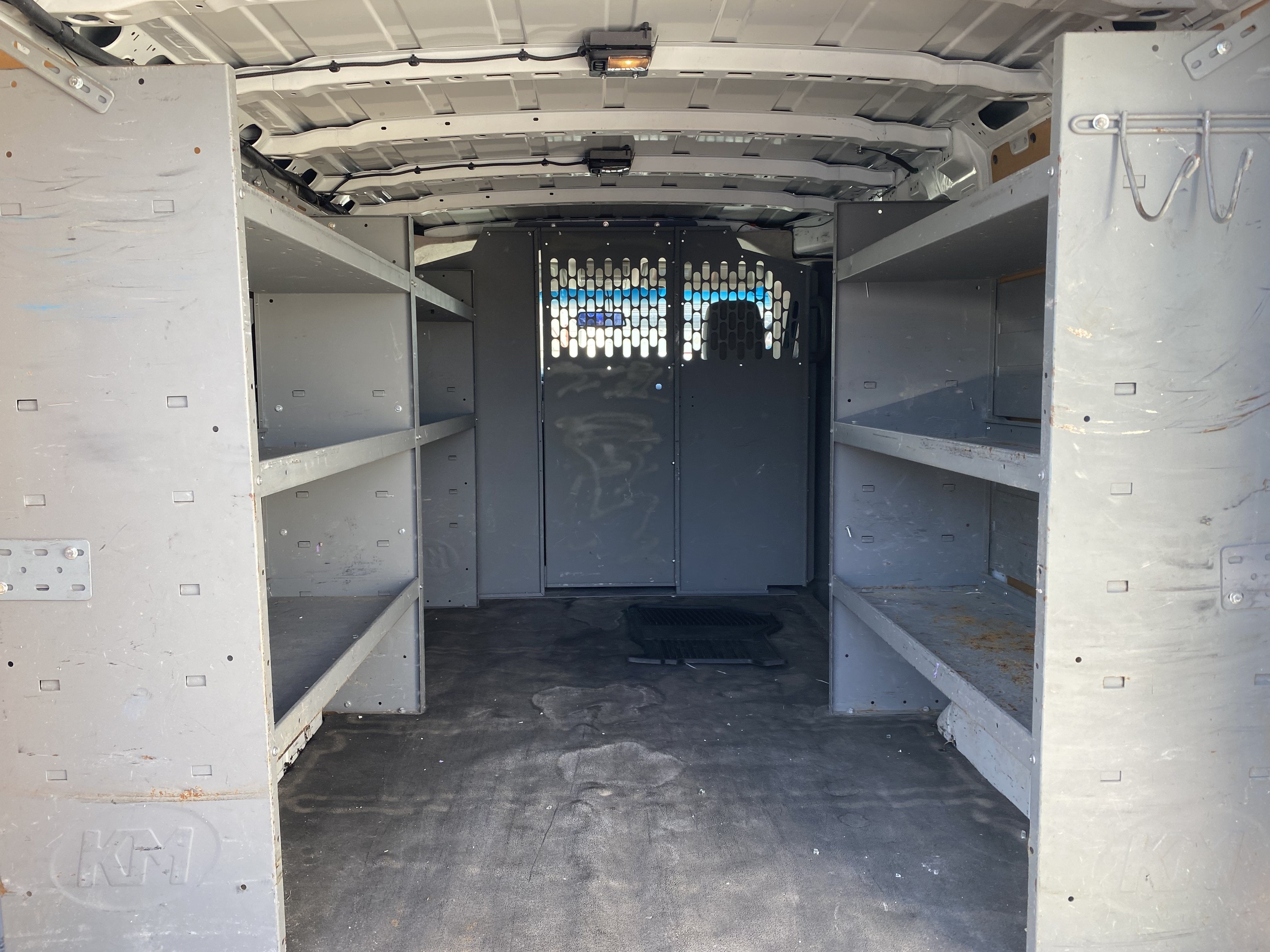 2018 Nissan NV Cargo NV2500 HD STANDARD ROOF V