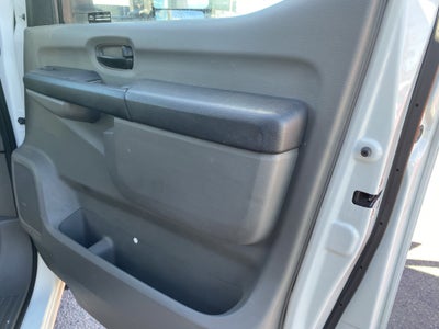 2018 Nissan NV Cargo NV2500 HD STANDARD ROOF V