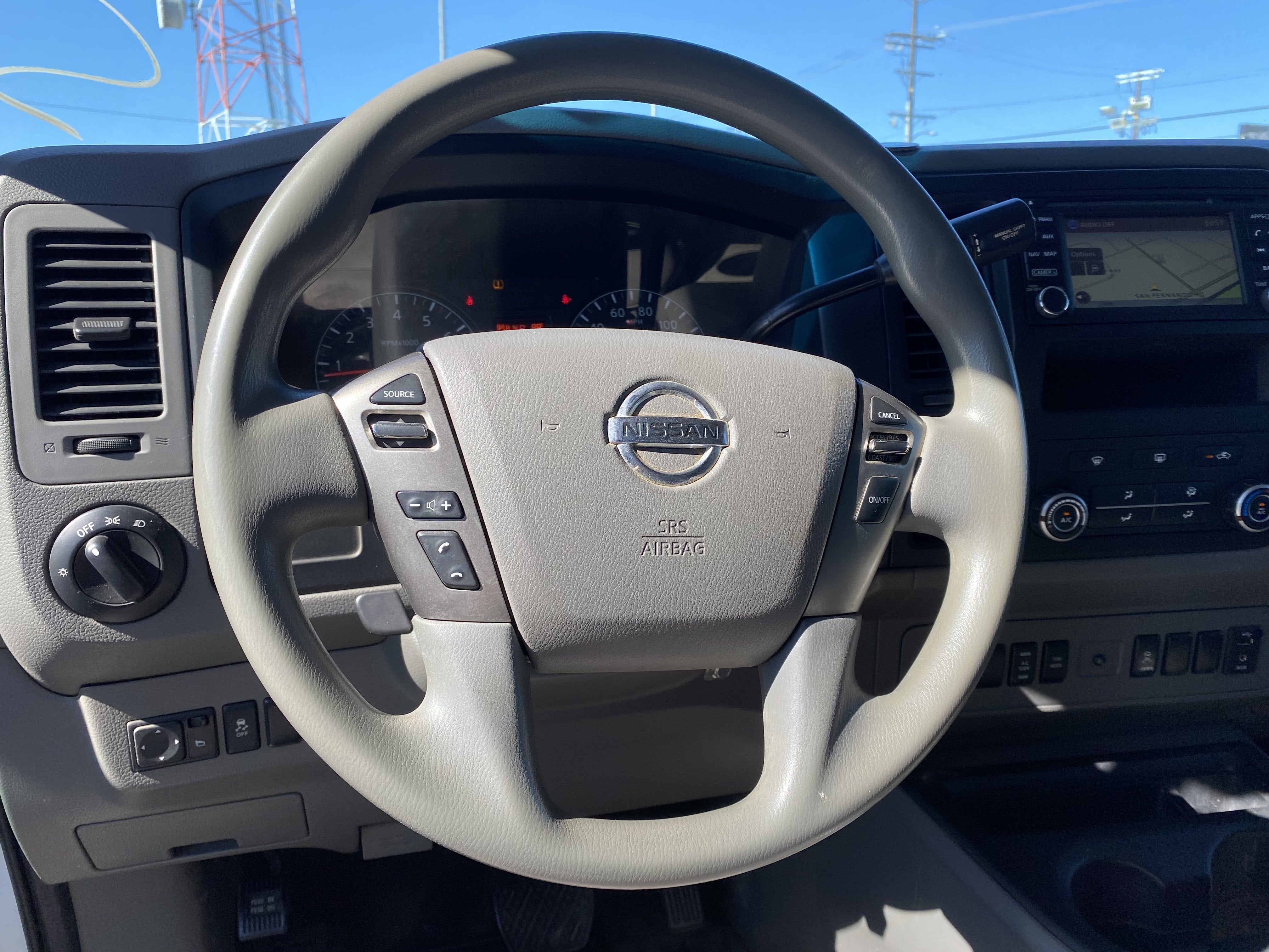 2018 Nissan NV Cargo NV2500 HD STANDARD ROOF V