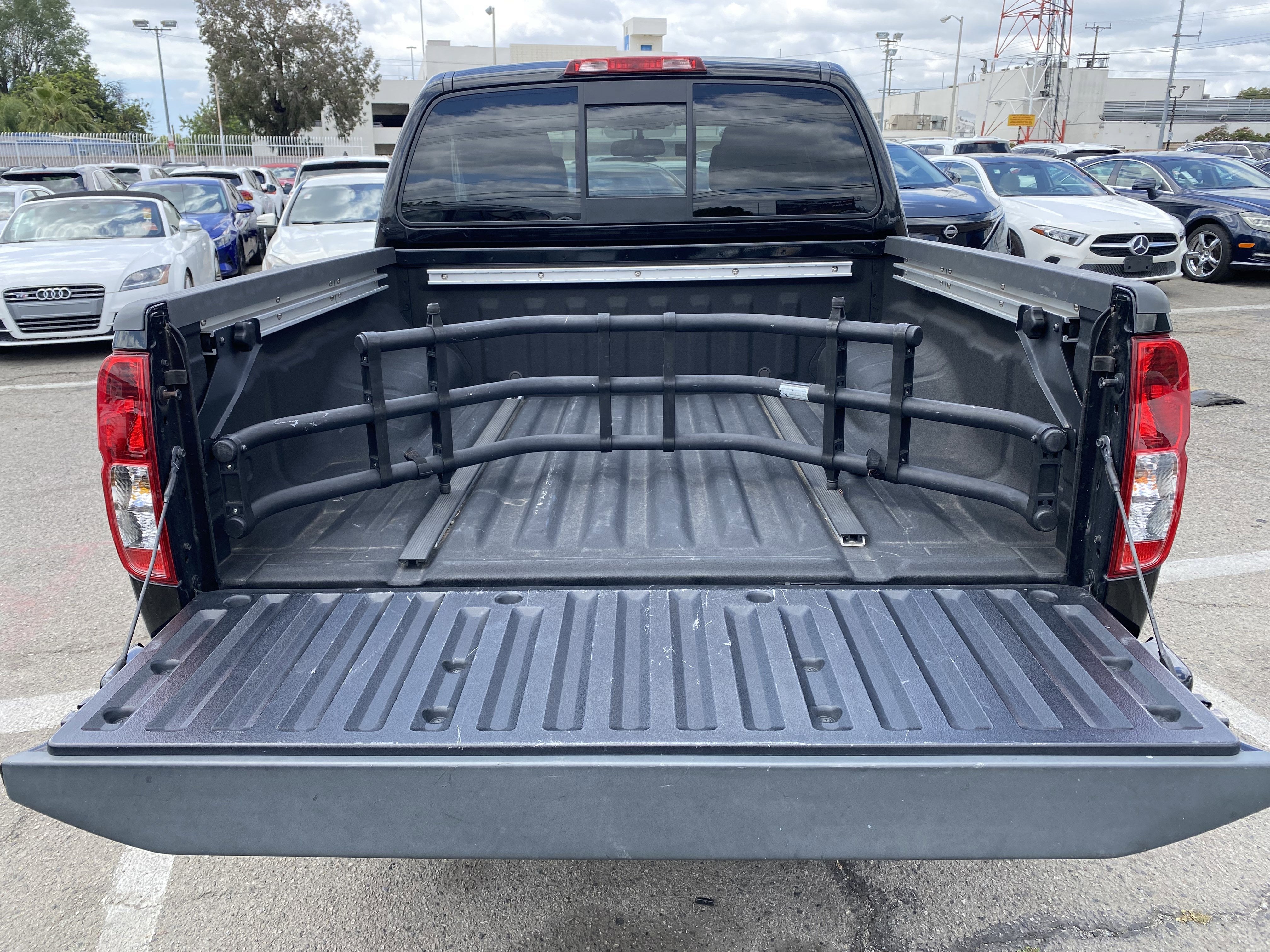 2020 Nissan Frontier SV
