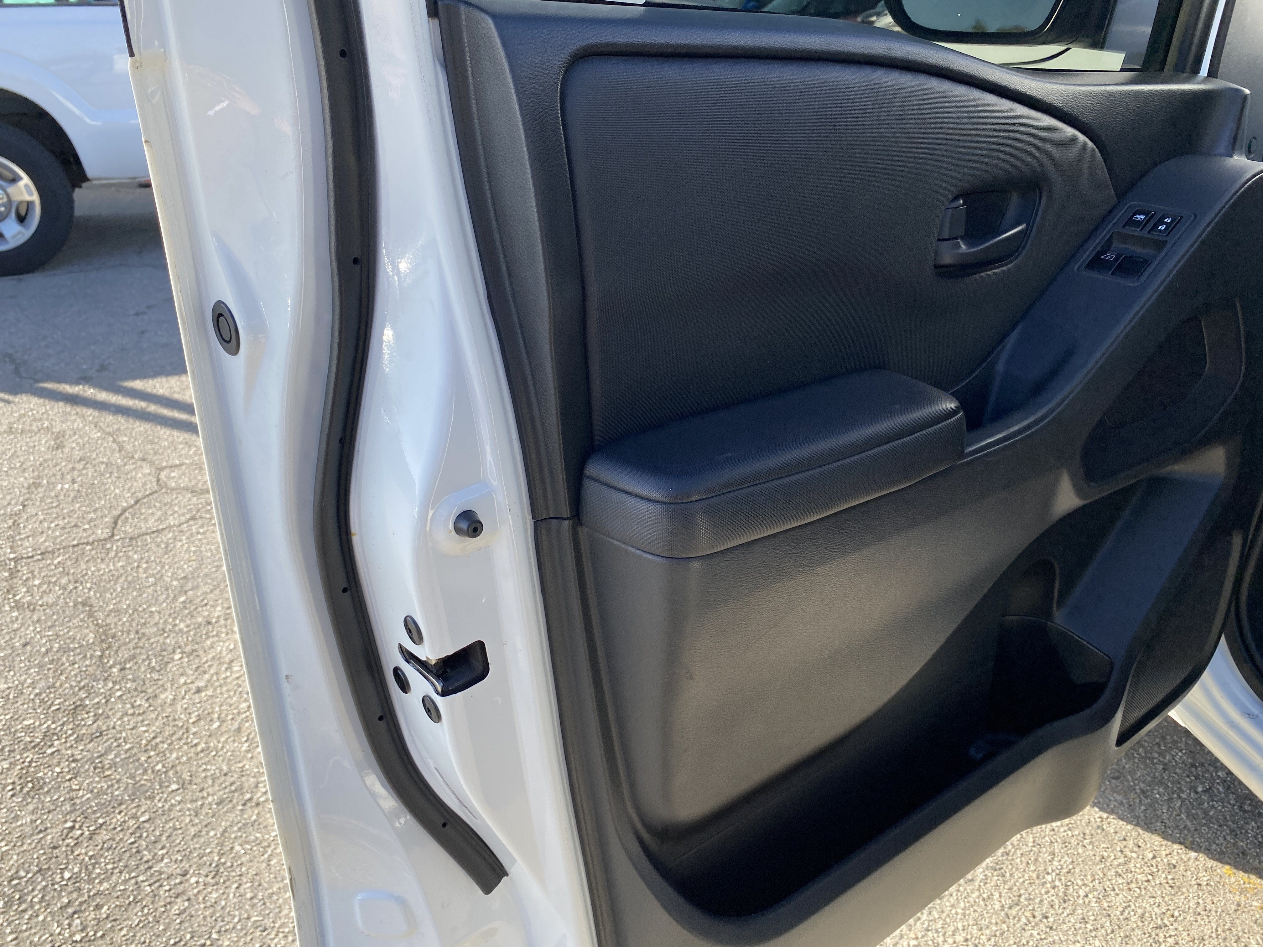 2024 Nissan Frontier KING CAB 4X2 S