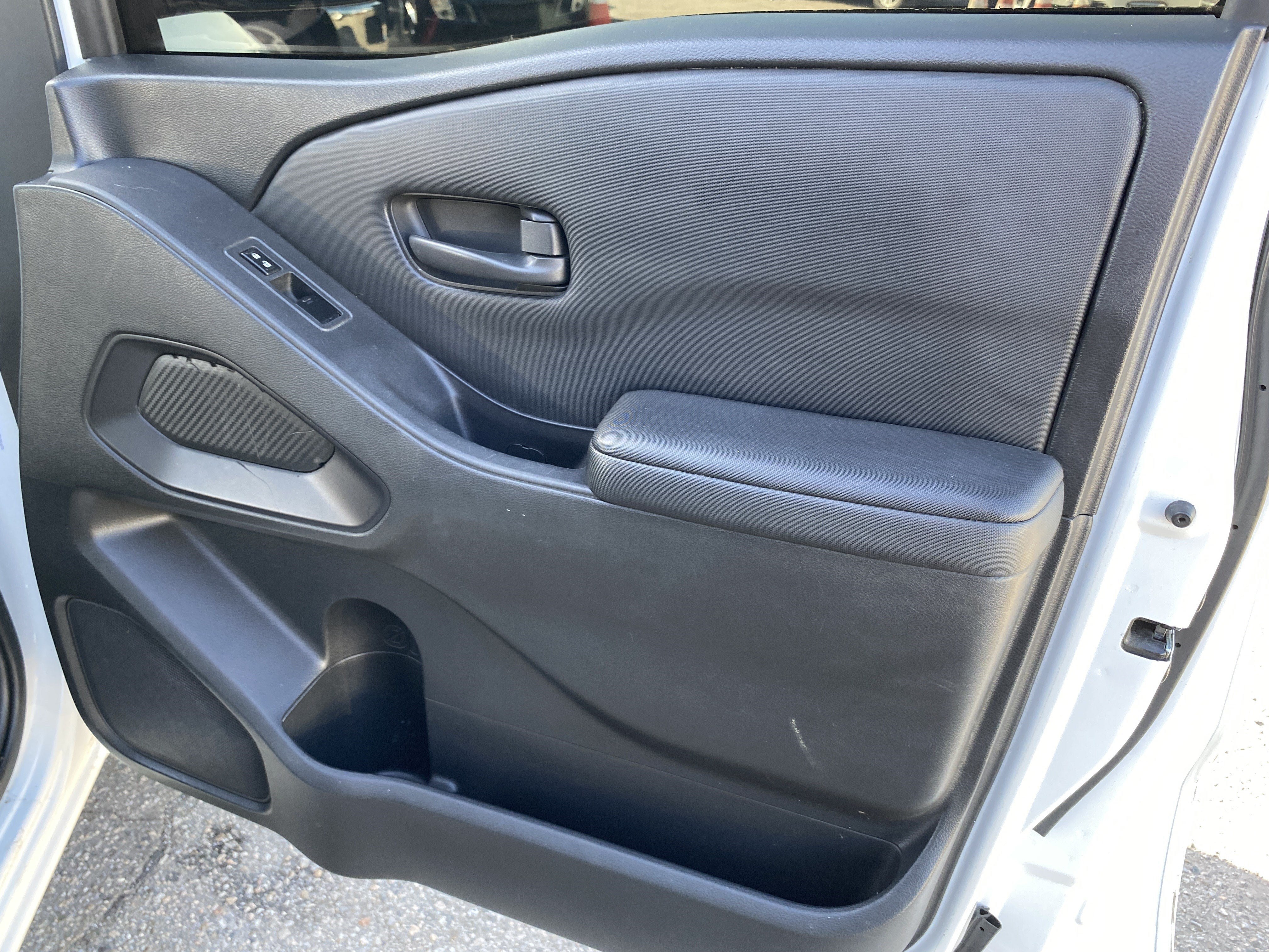 2024 Nissan Frontier KING CAB 4X2 S