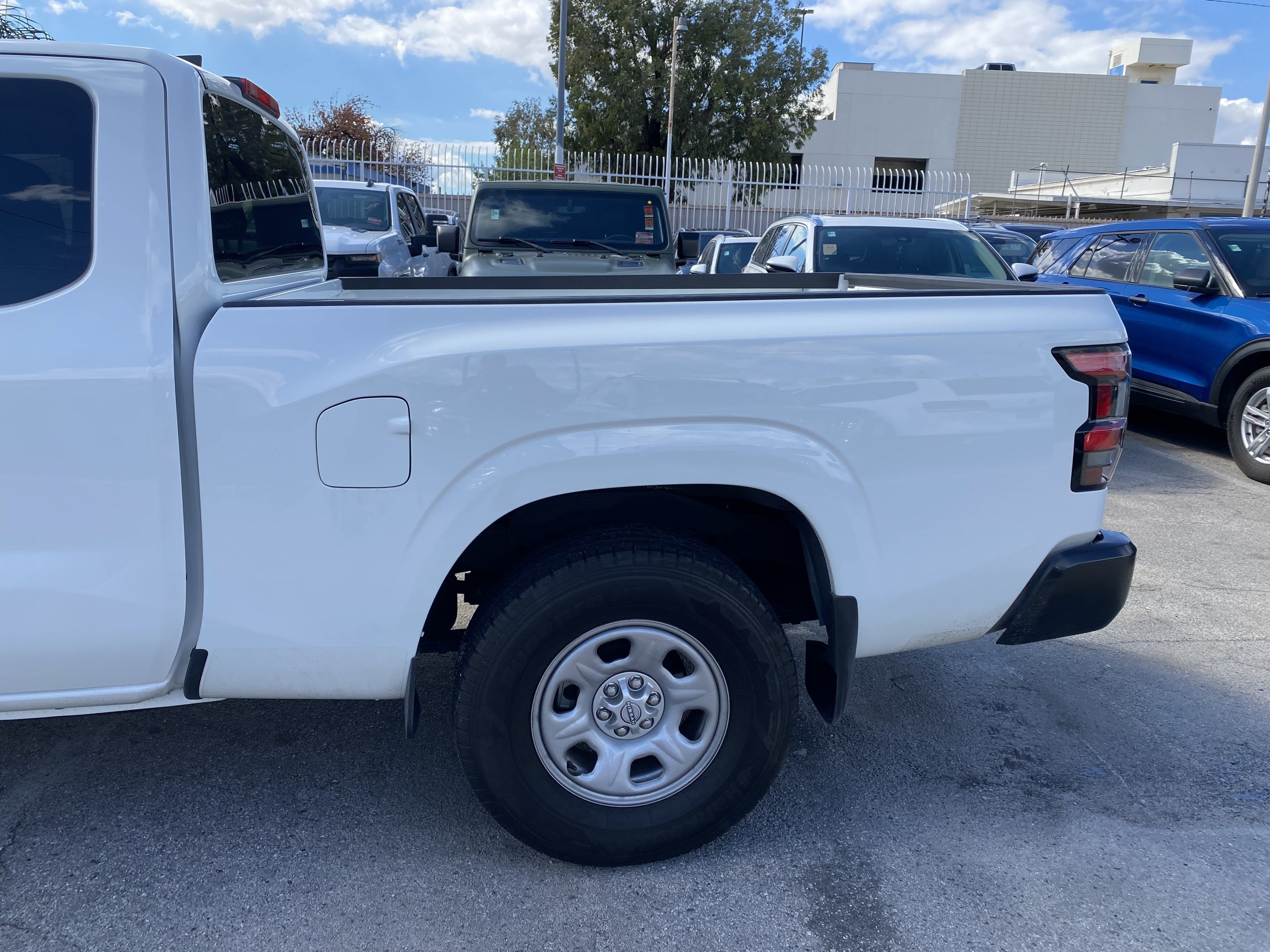2024 Nissan Frontier KING CAB 4X2 S