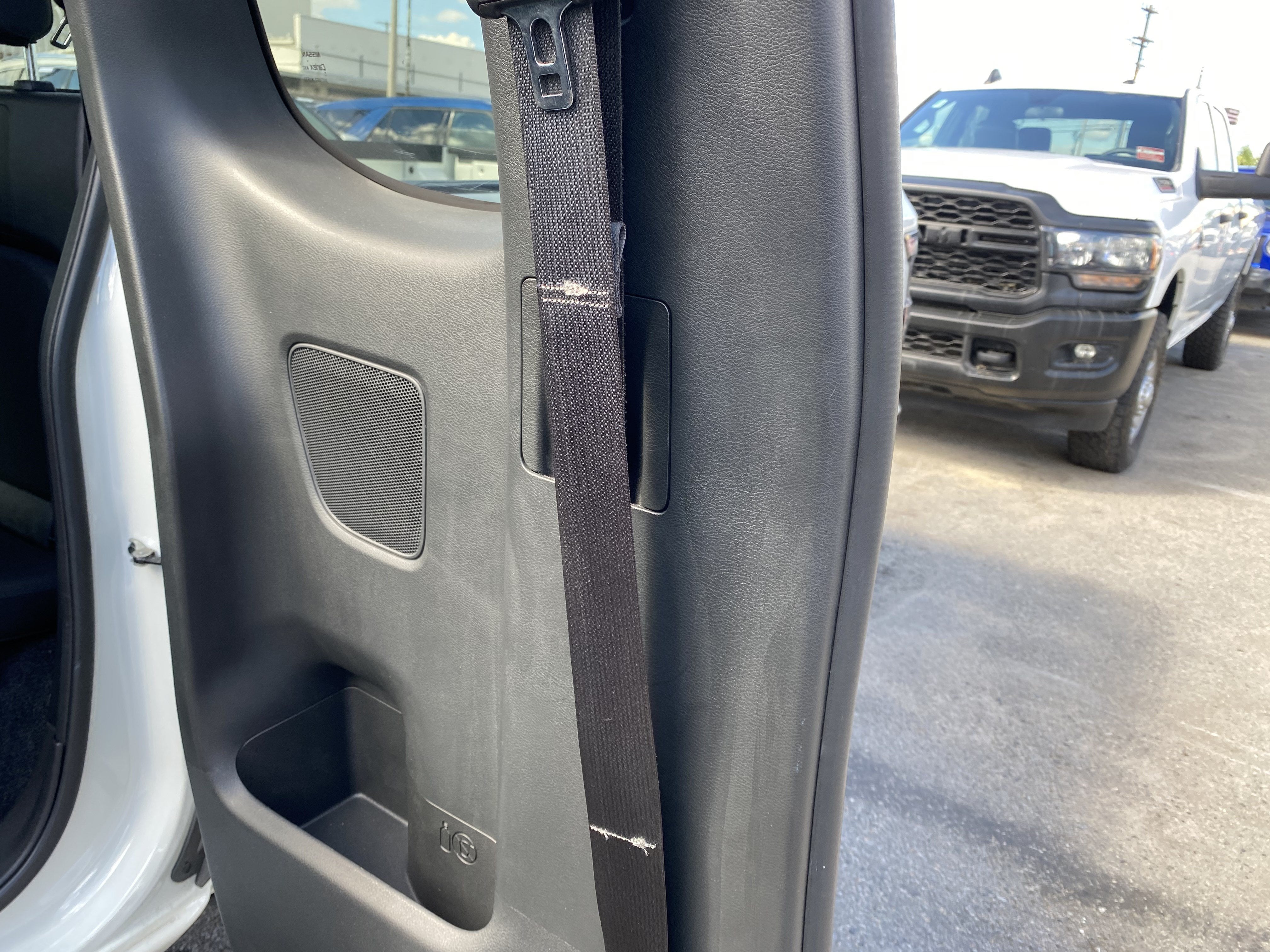 2024 Nissan Frontier KING CAB 4X2 S