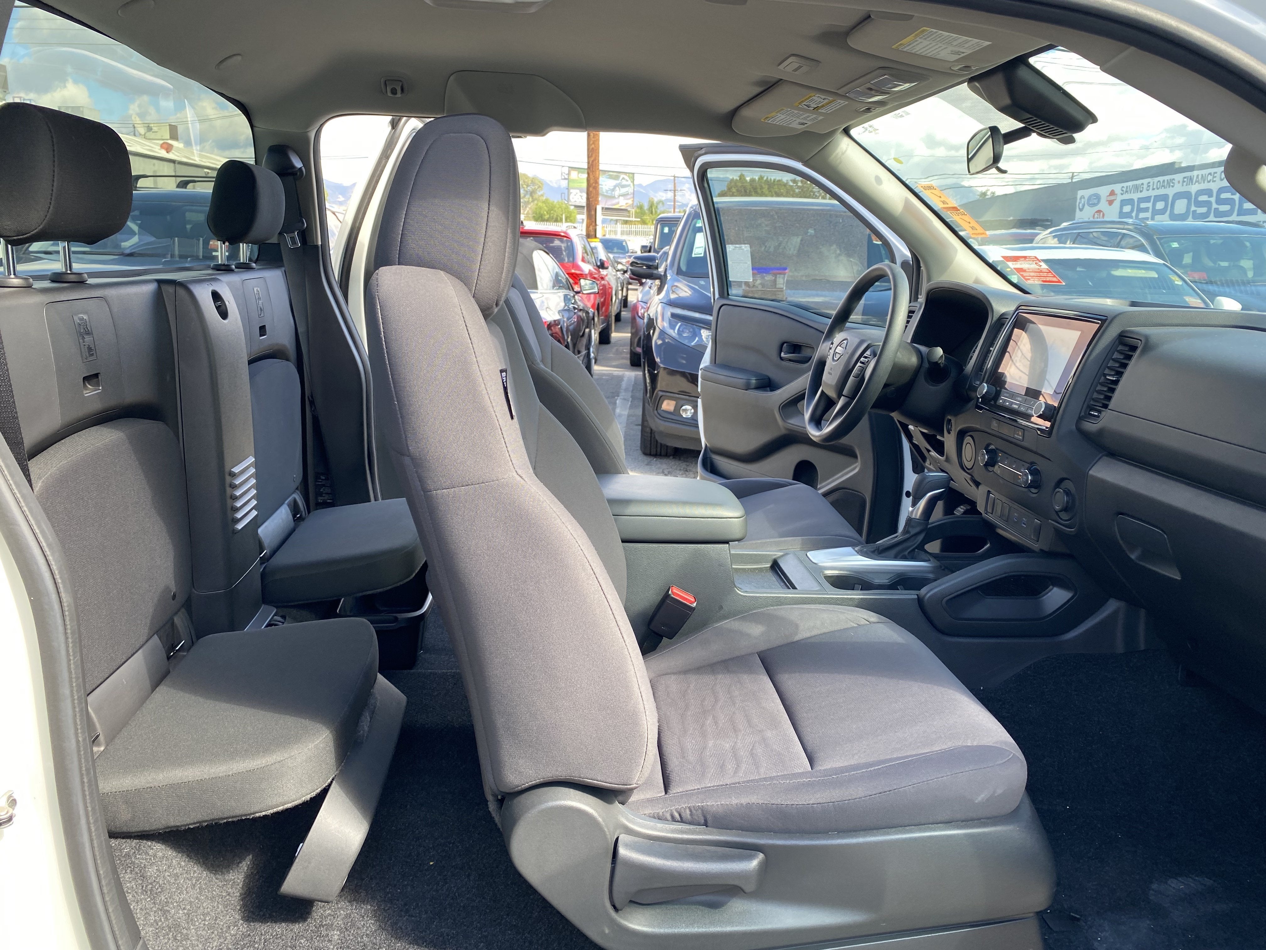 2024 Nissan Frontier KING CAB 4X2 S