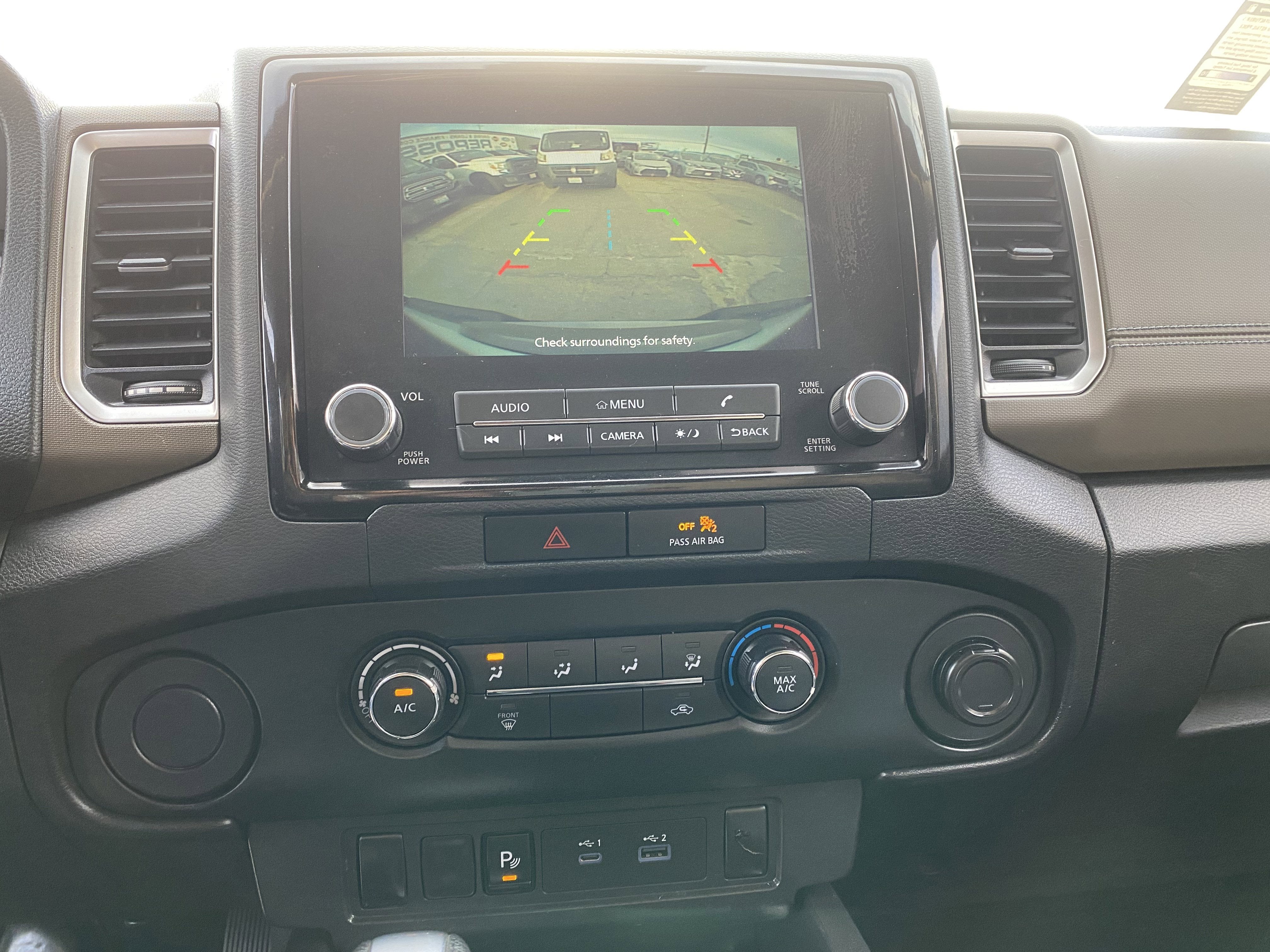 2022 Nissan Frontier SV