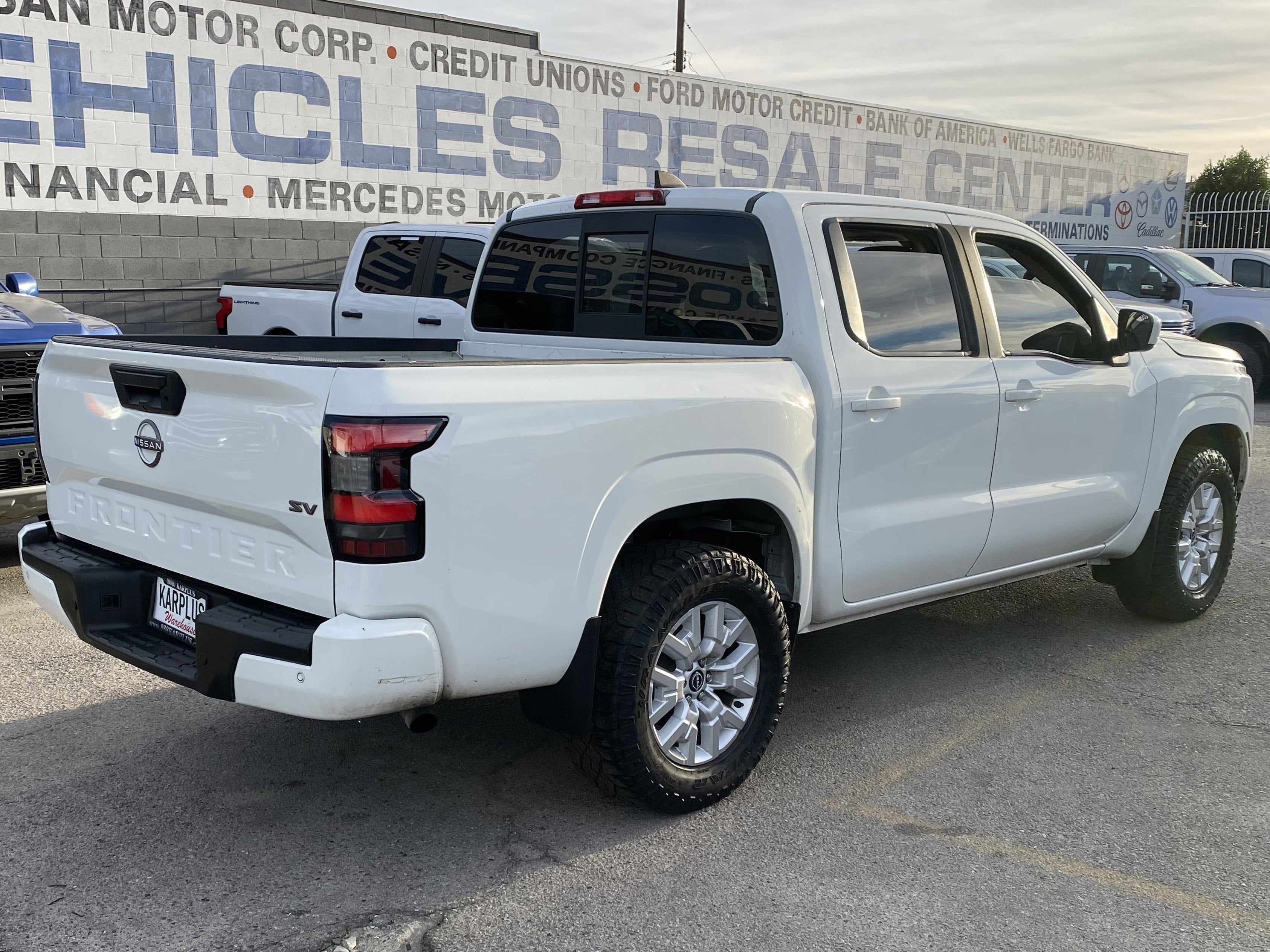 2022 Nissan Frontier SV