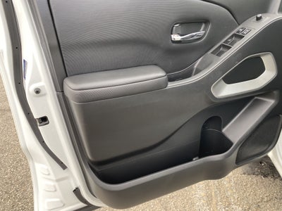 2023 Nissan Frontier CREW CAB 4X2 SV AUTO