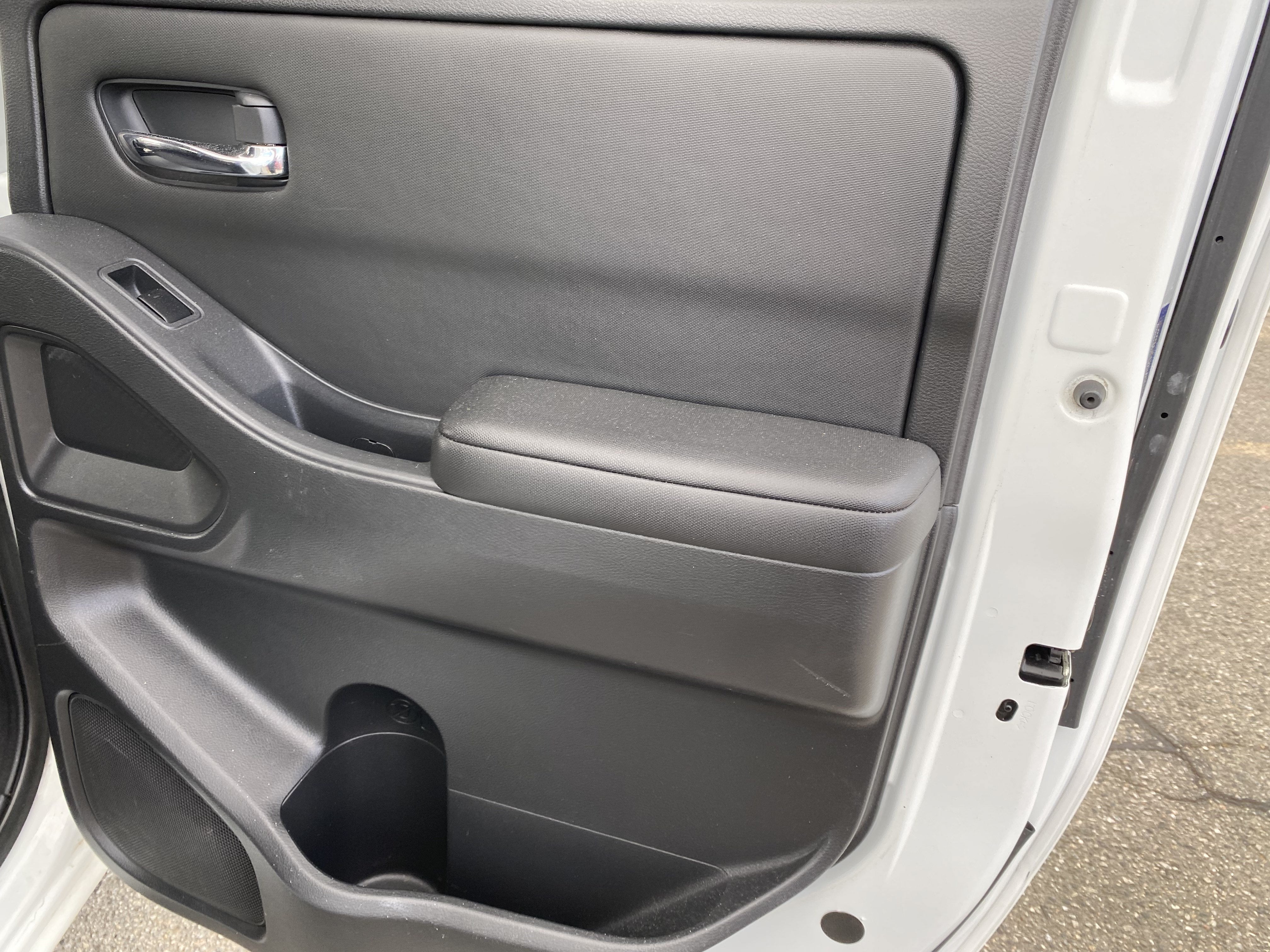 2023 Nissan Frontier CREW CAB 4X2 SV AUTO