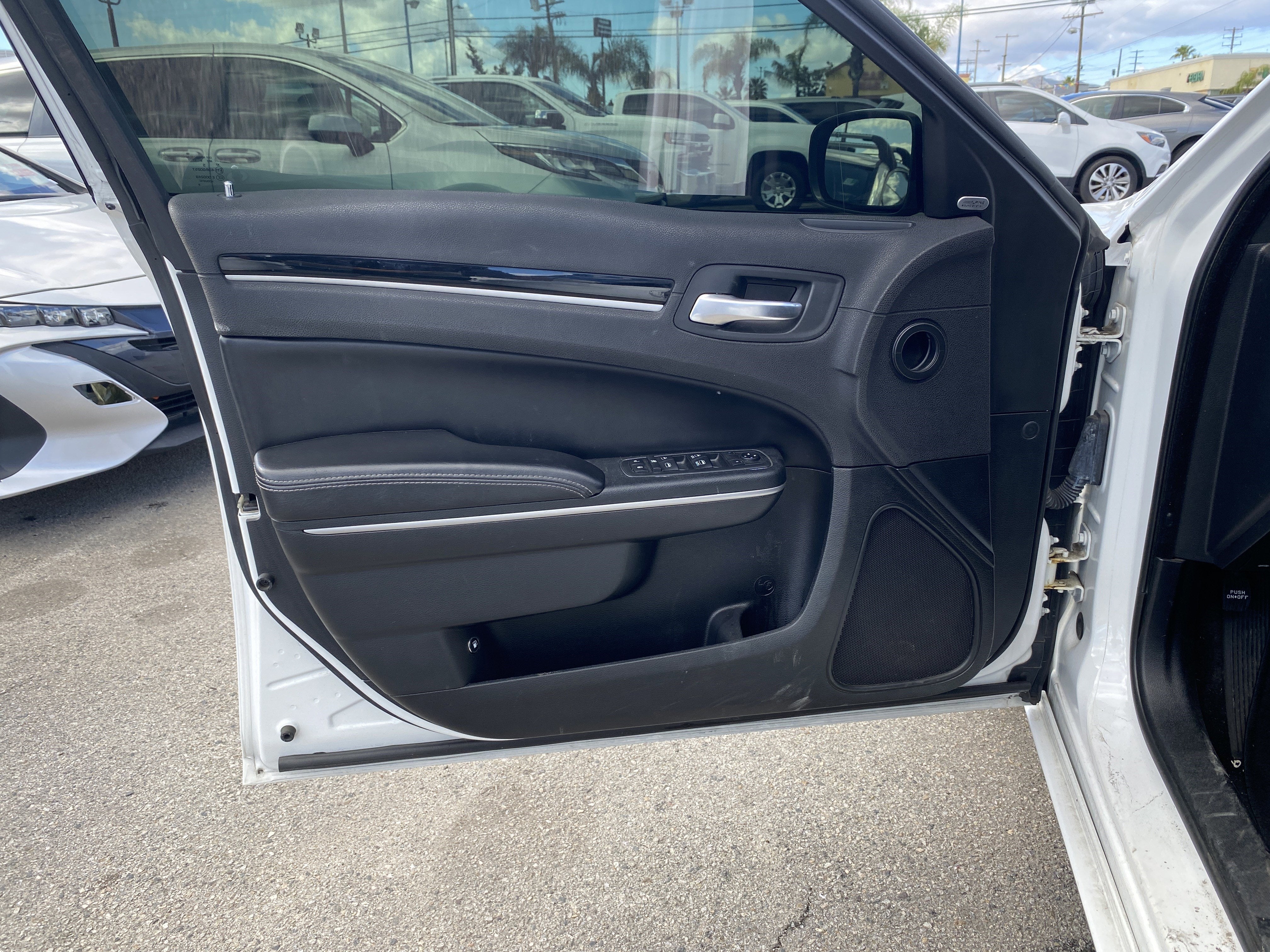 2019 Chrysler 300 300S