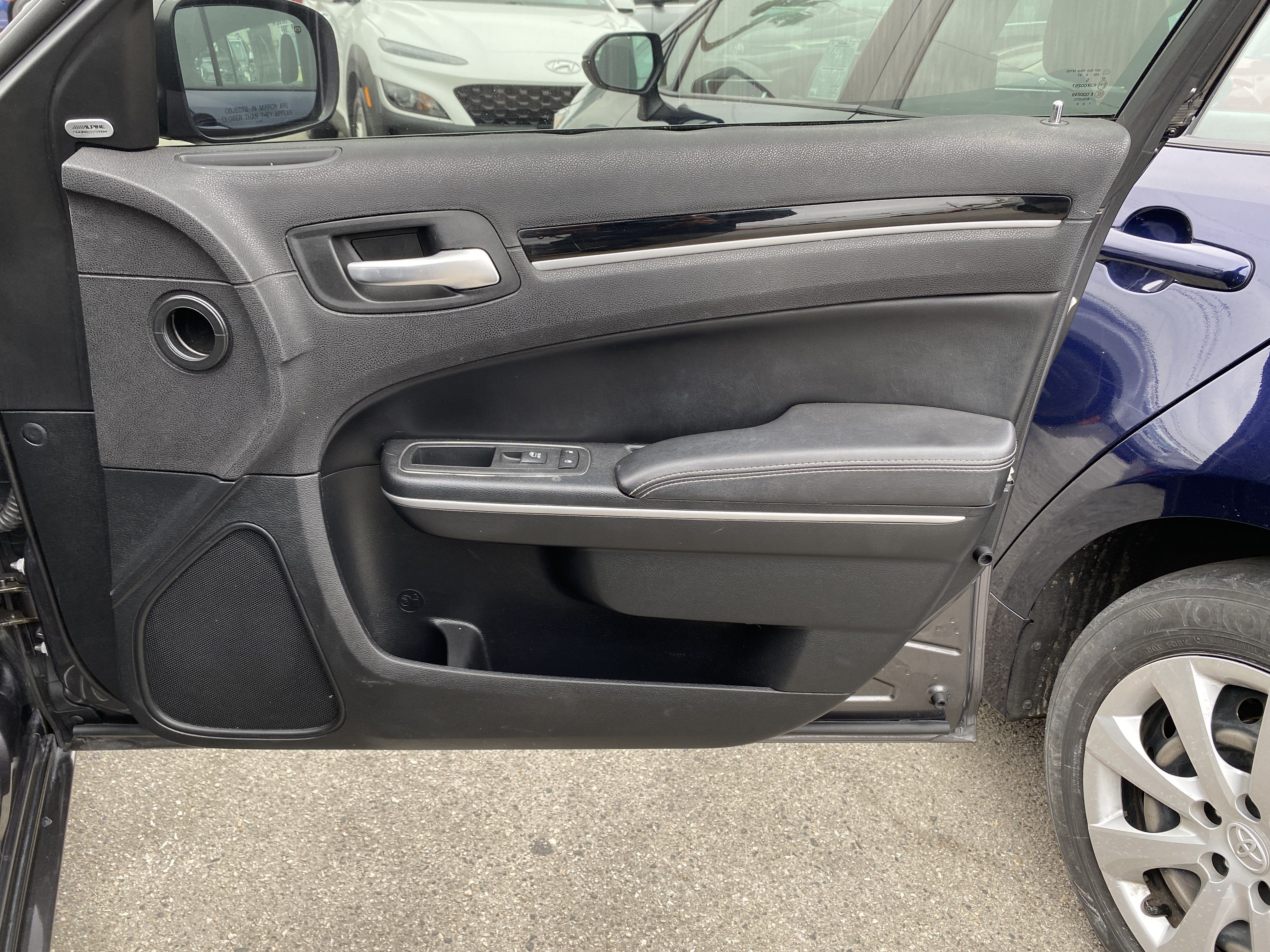2019 Chrysler 300 300S