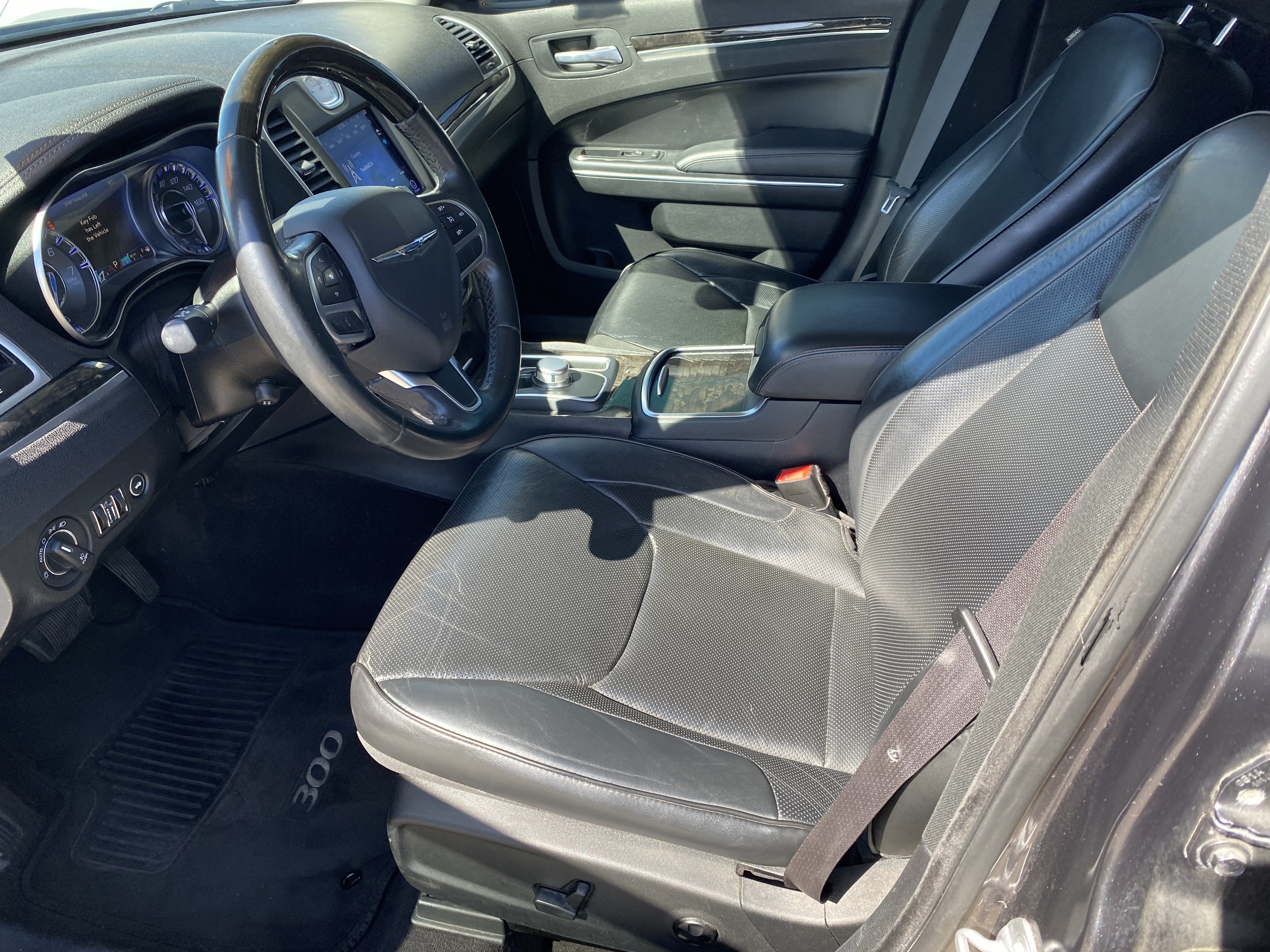 2017 Chrysler 300 300C RWD