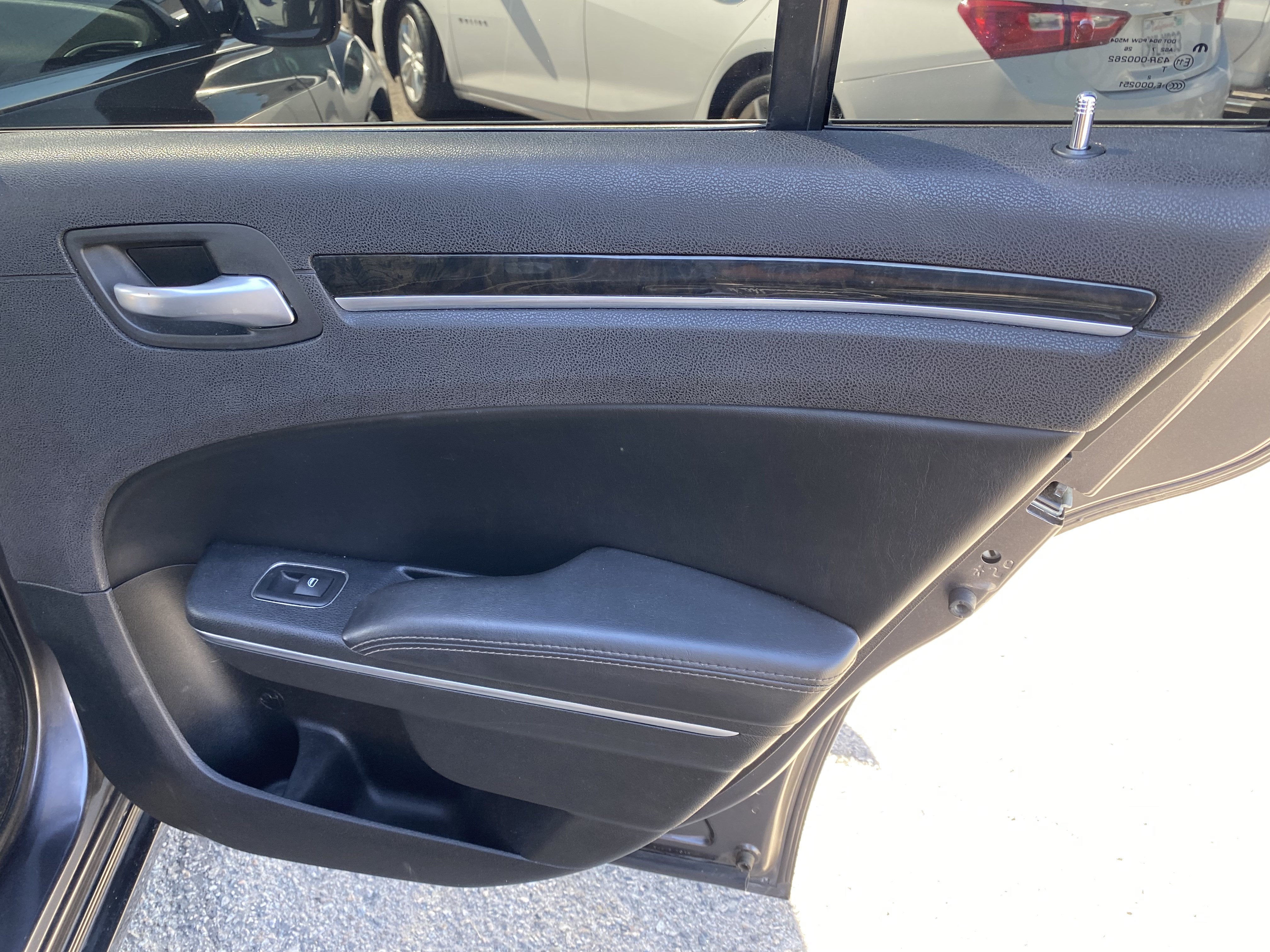 2017 Chrysler 300 300C RWD