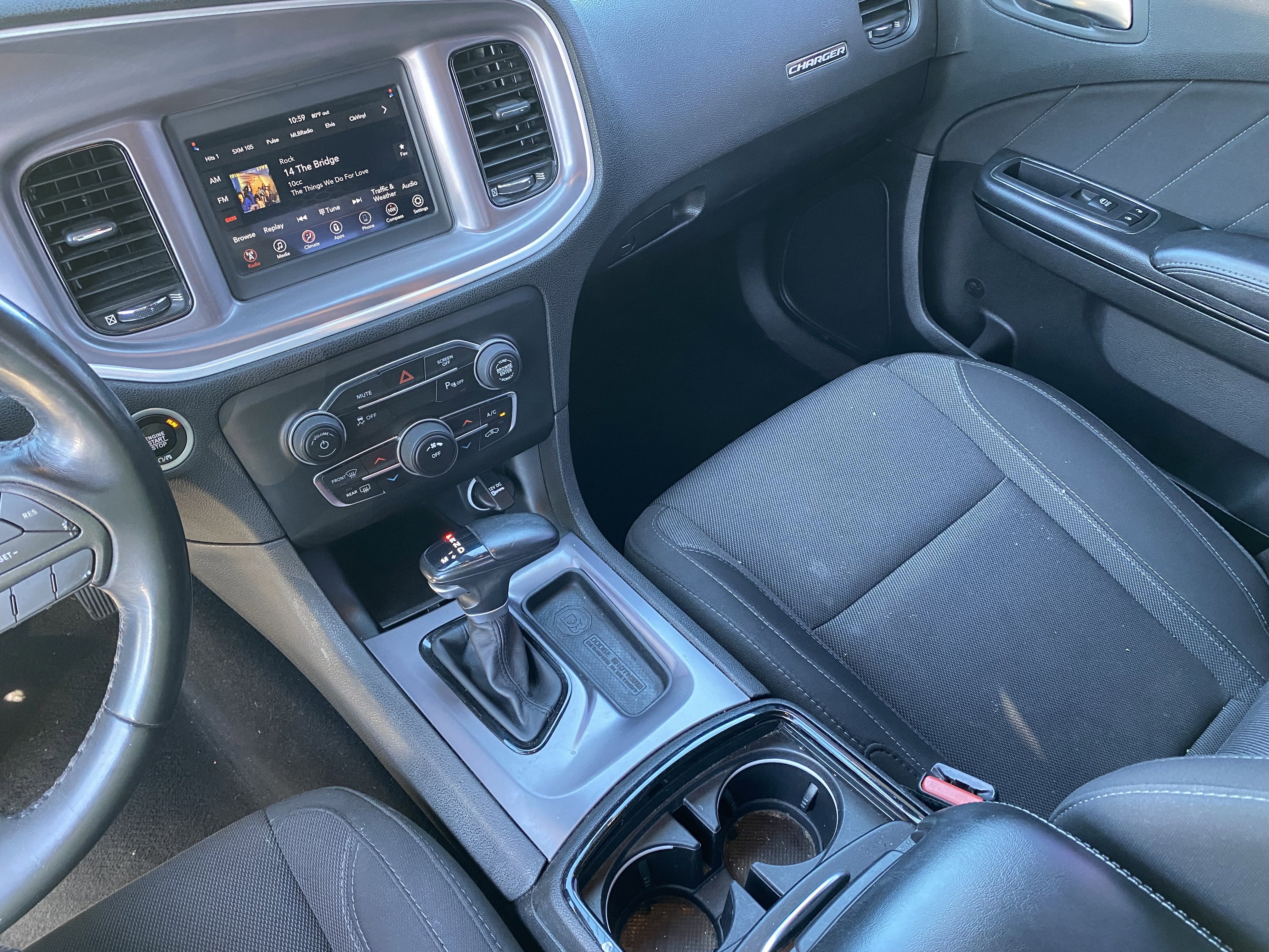 2019 Dodge Charger SXT