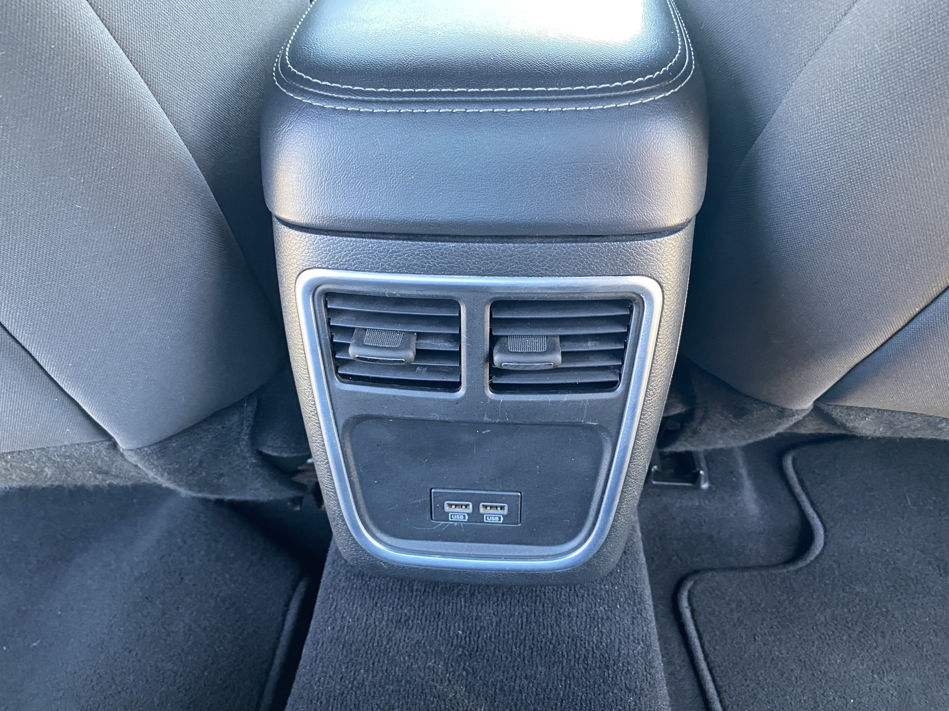 2022 Dodge Charger SXT RWD