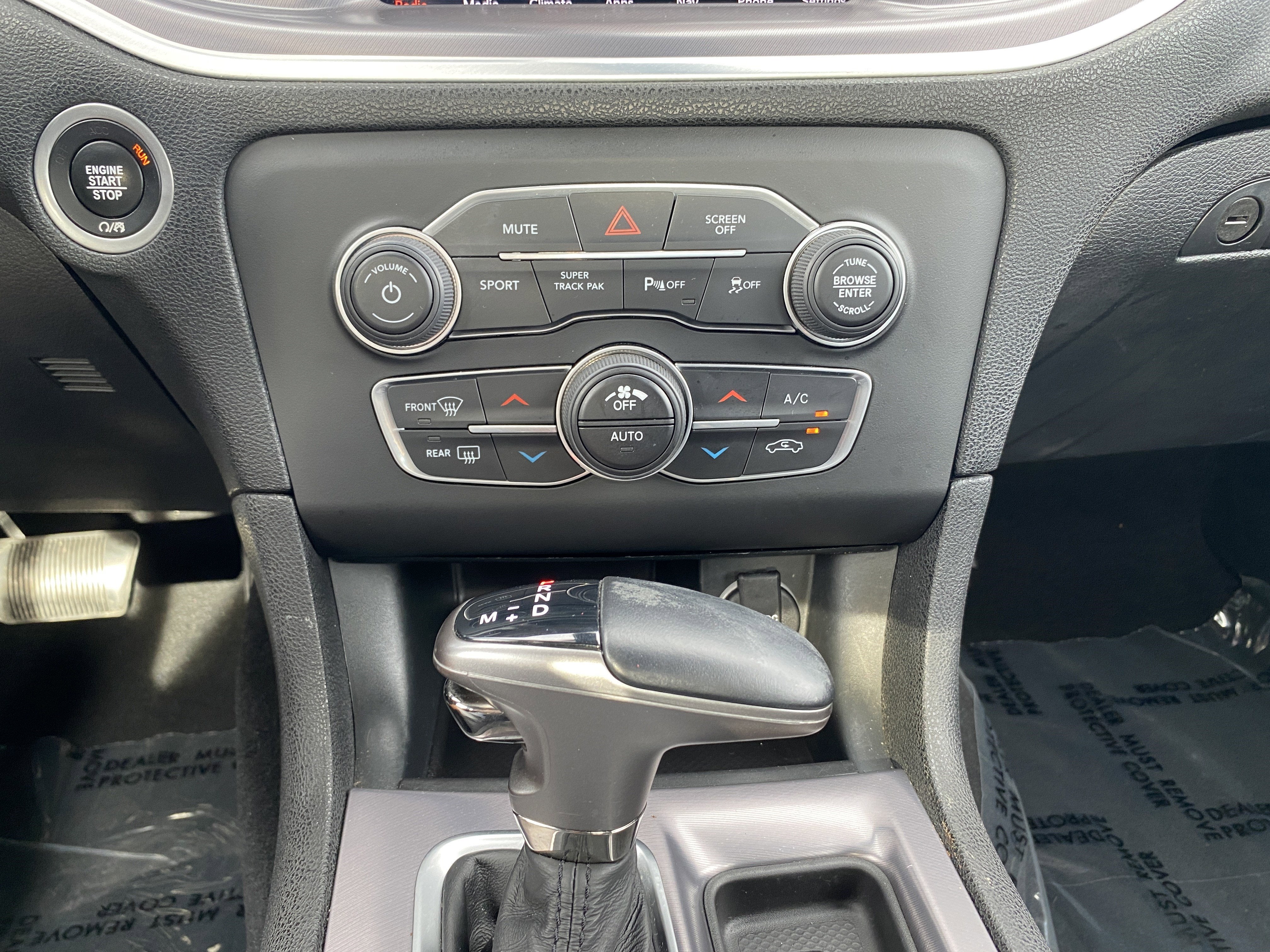 2019 Dodge Charger SXT