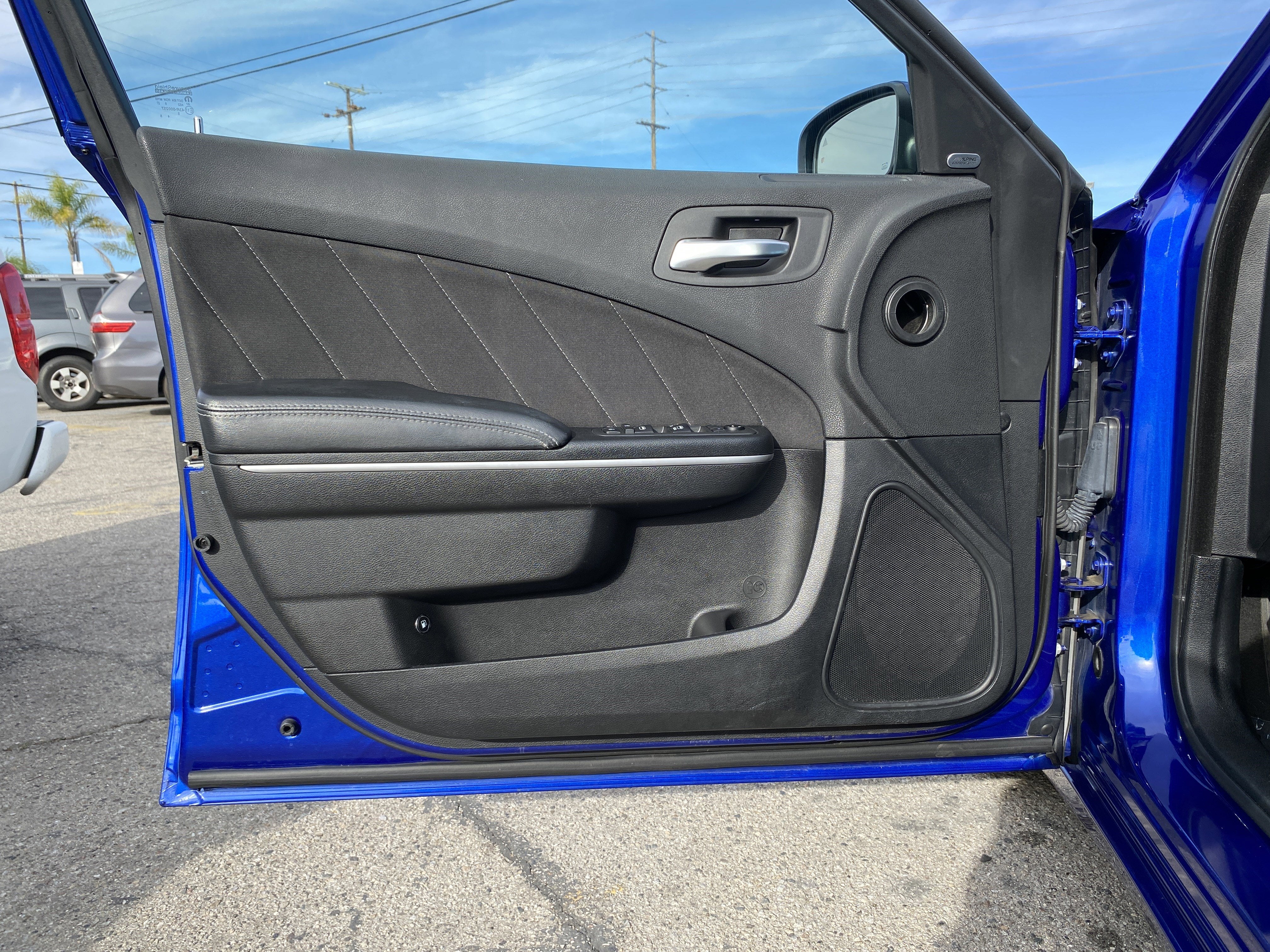 2019 Dodge Charger SXT