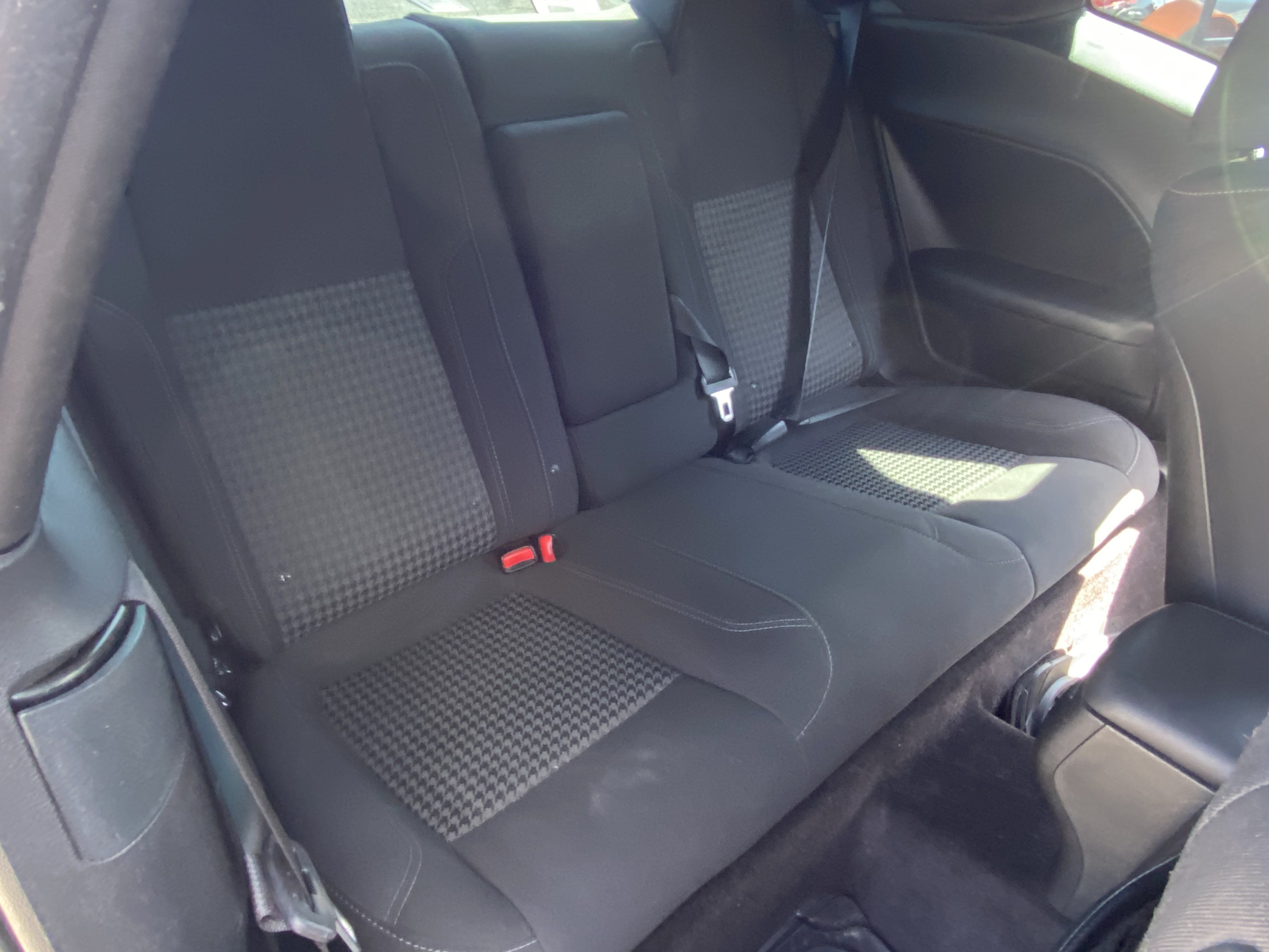 2019 Dodge Challenger SXT RWD
