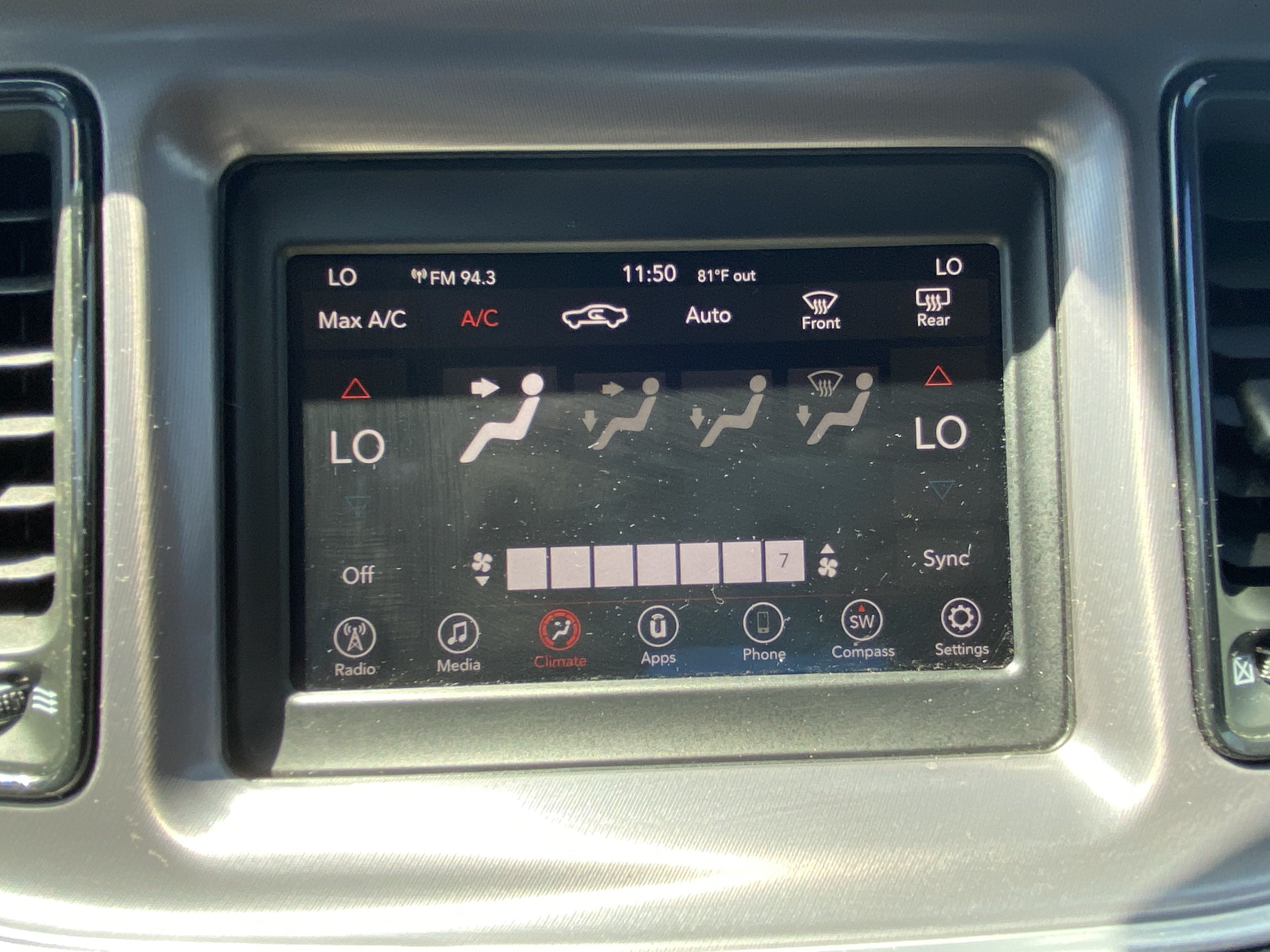 2019 Dodge Challenger SXT RWD