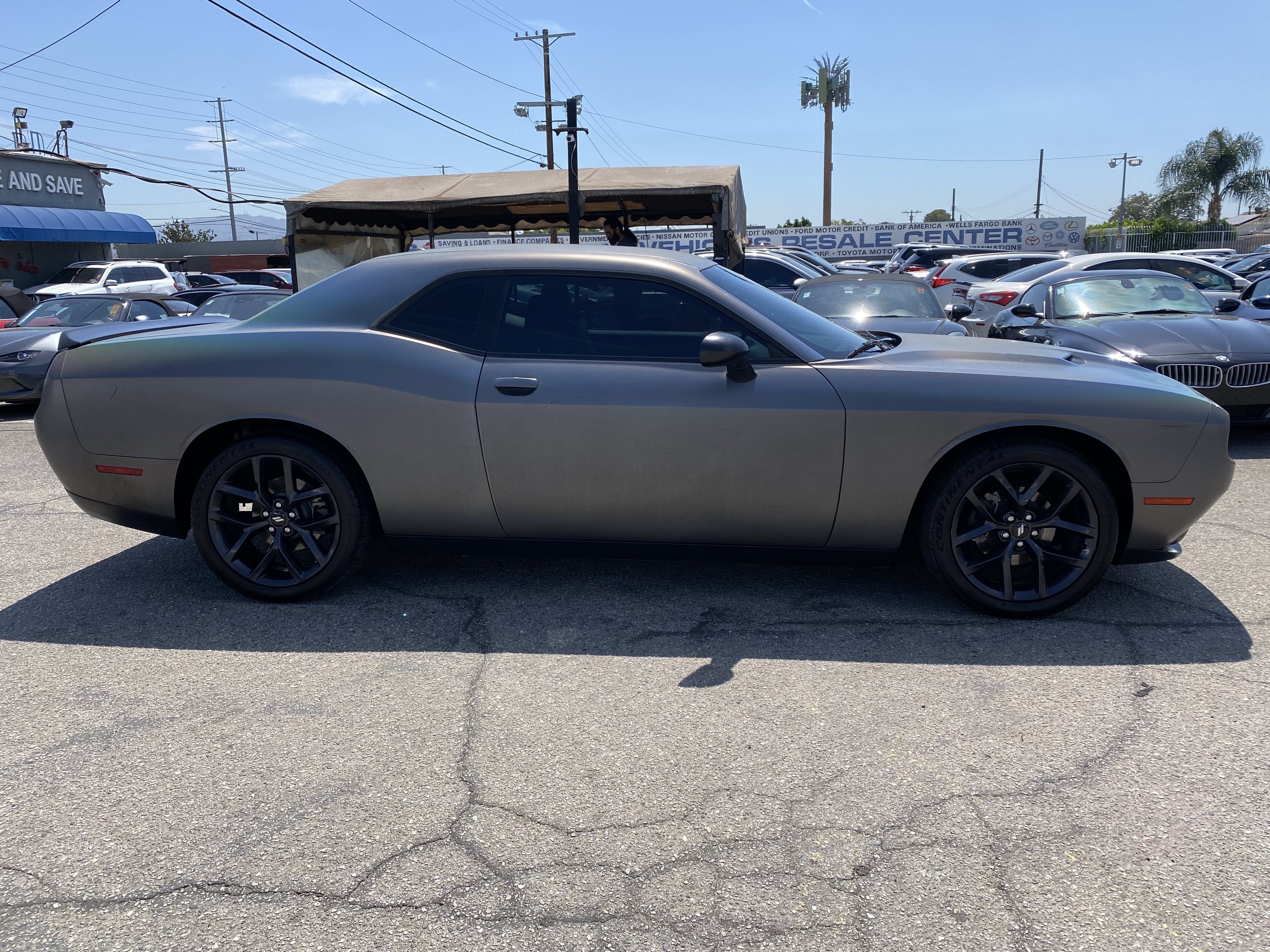 2019 Dodge Challenger SXT RWD