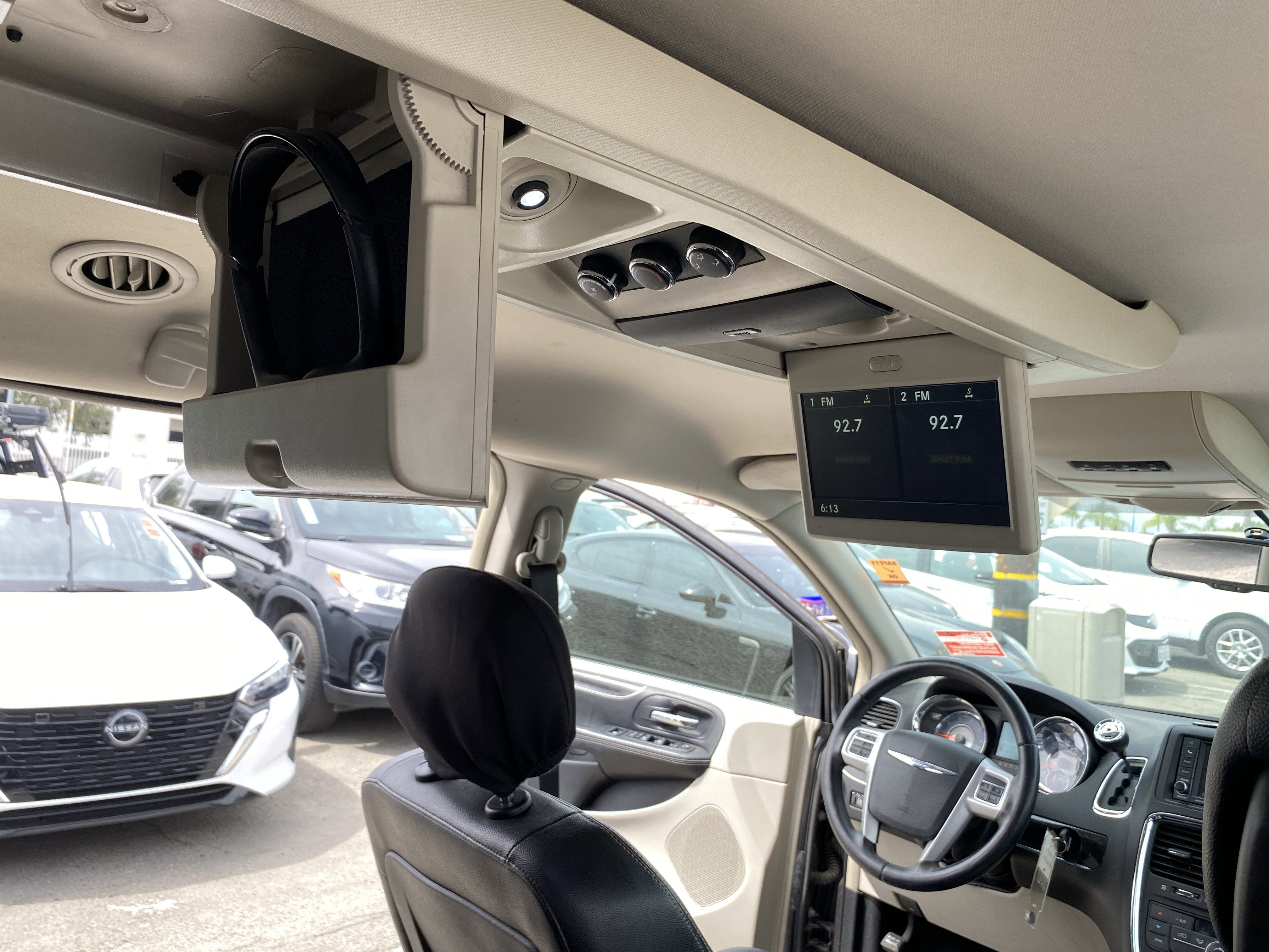 2015 Chrysler Town & Country Touring