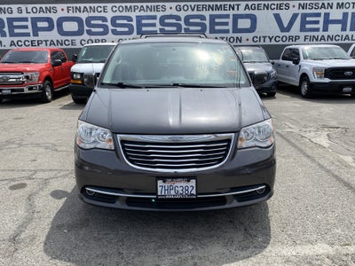 2015 Chrysler Town & Country Touring