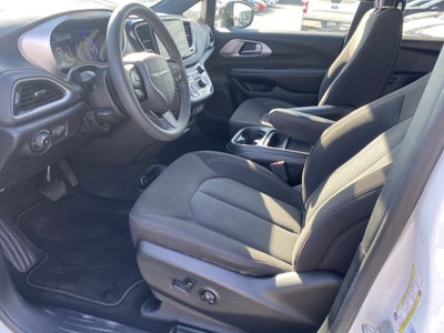 2024 Chrysler Pacifica TOURING FWD