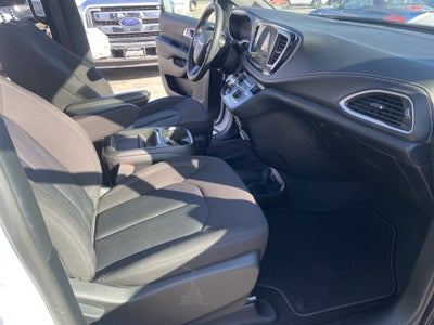 2024 Chrysler Pacifica TOURING FWD