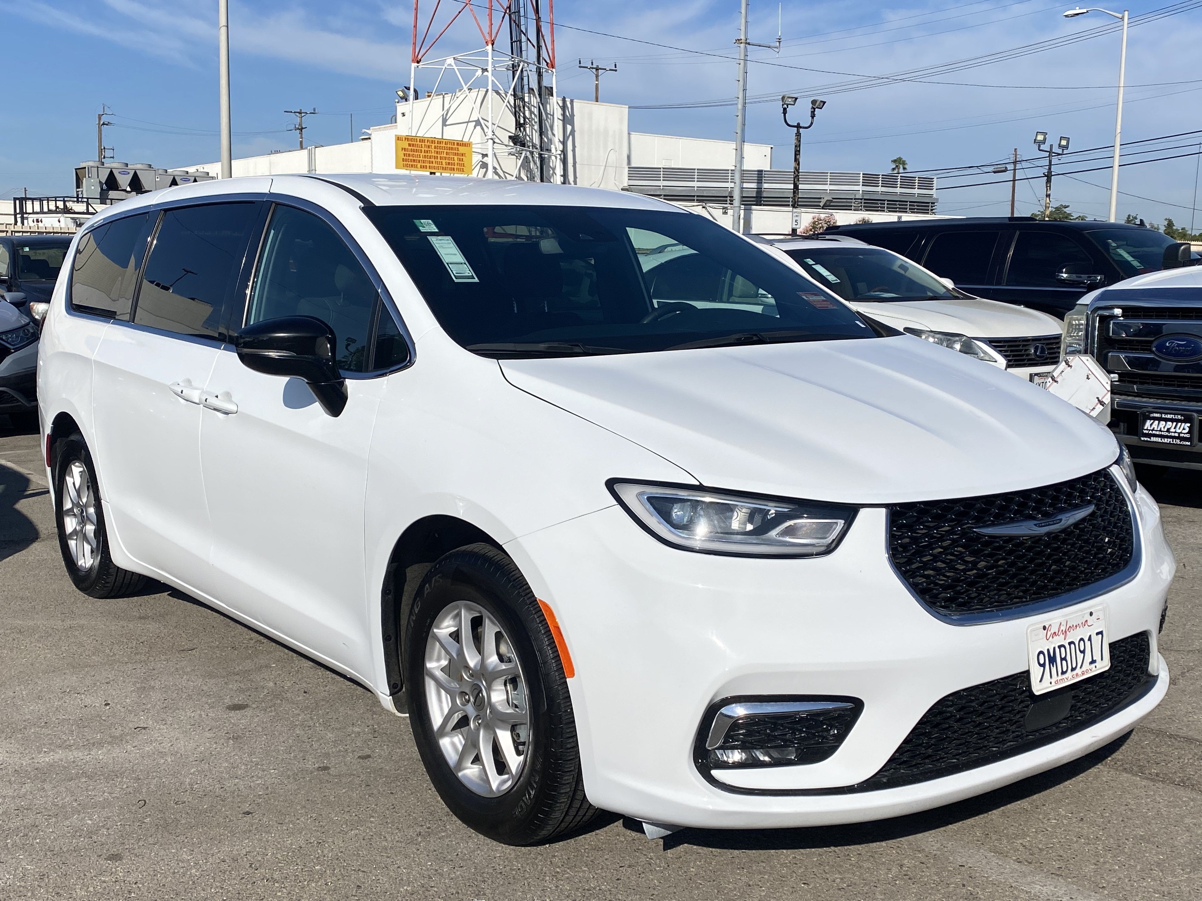 2024 Chrysler Pacifica TOURING FWD