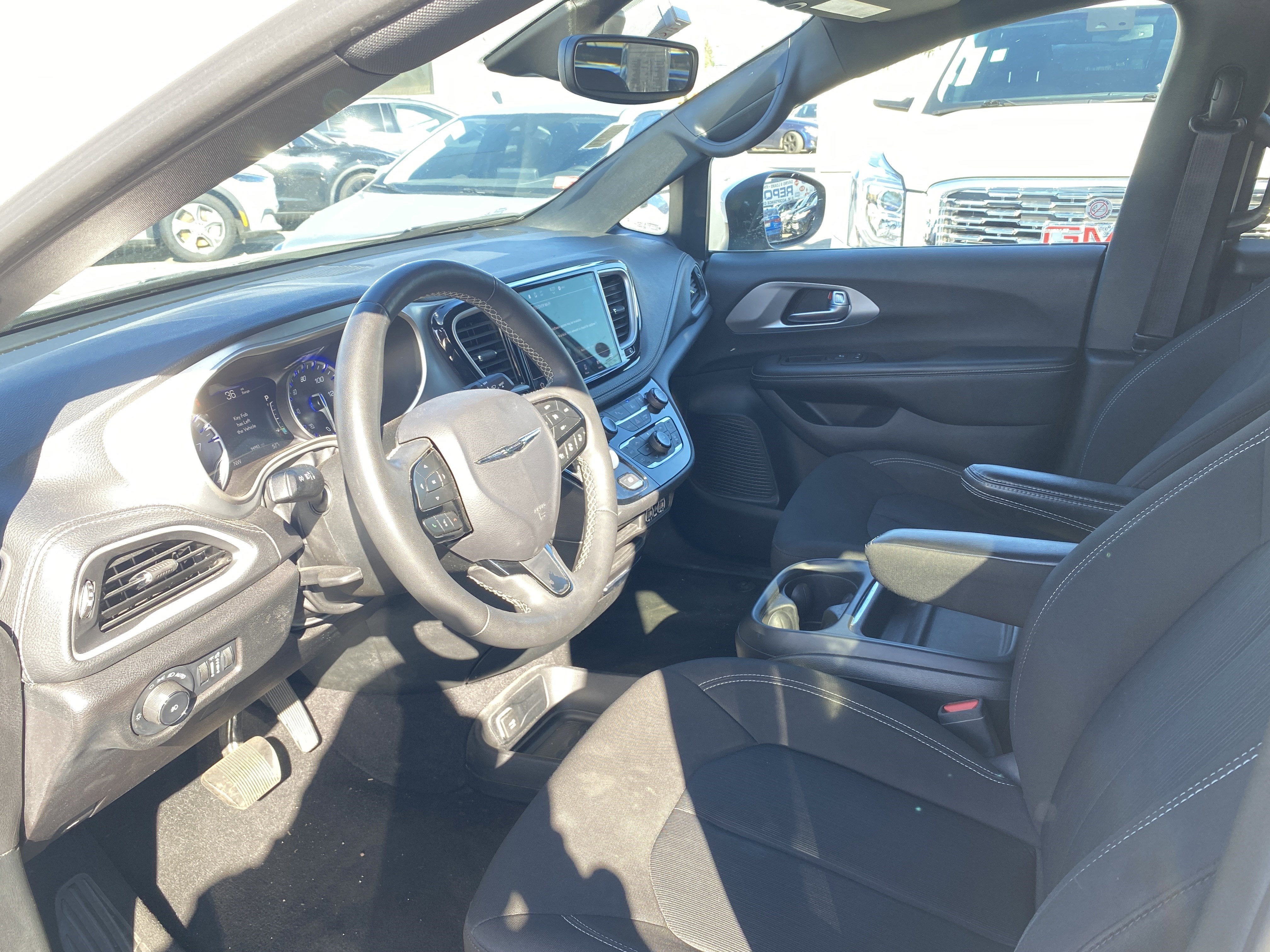 2023 Chrysler Pacifica Touring