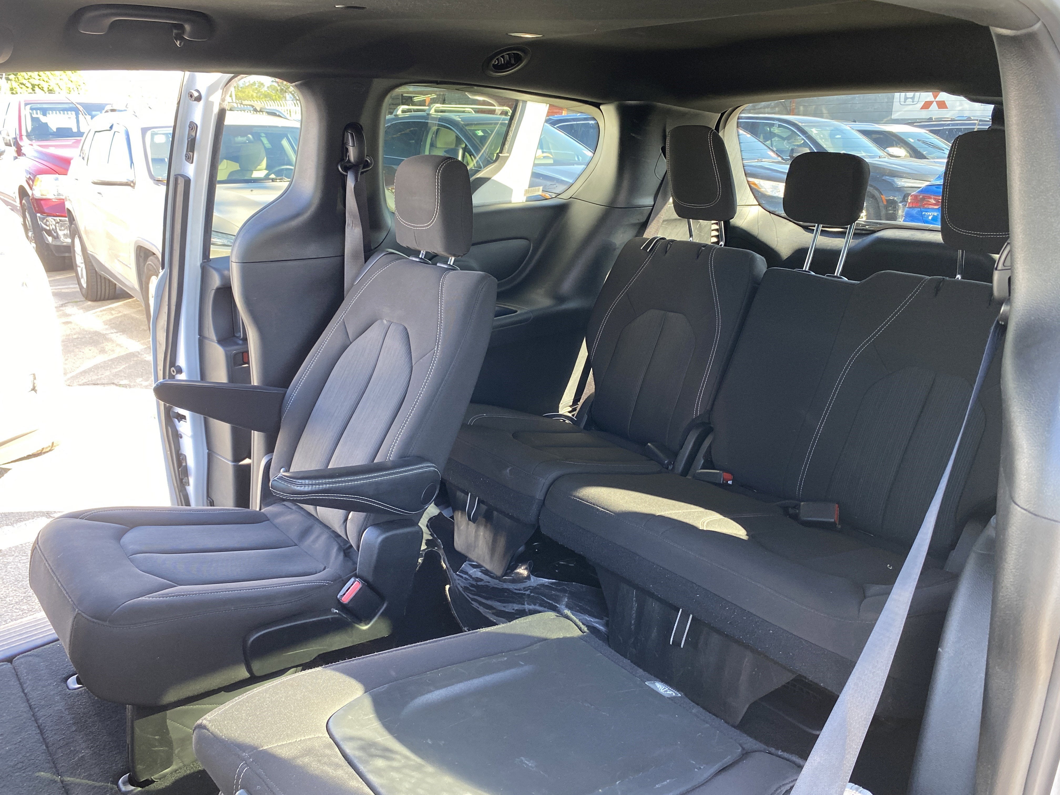 2023 Chrysler Pacifica Touring