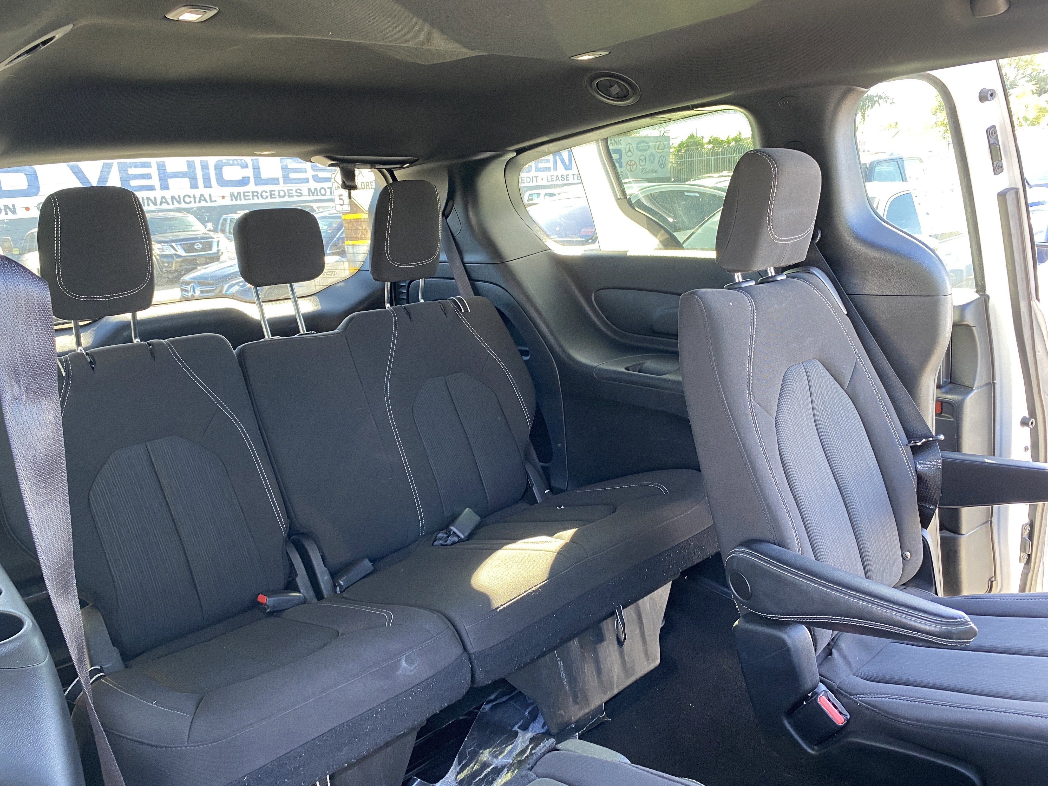 2023 Chrysler Pacifica Touring