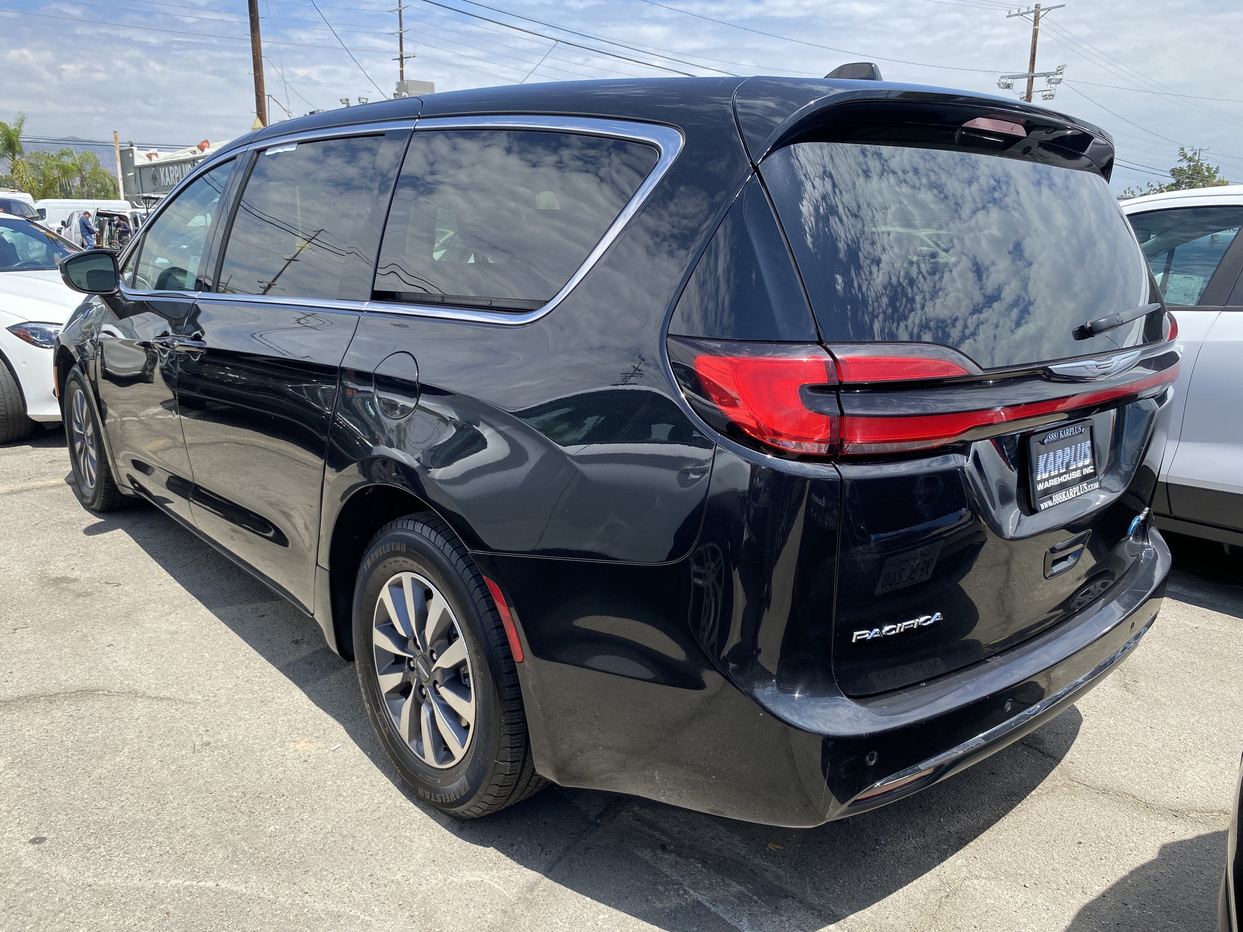 2023 Chrysler Pacifica Hybrid Touring L