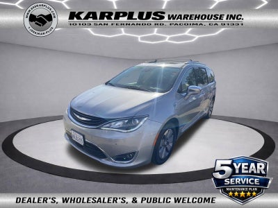 2017 Chrysler Pacifica Hybrid Platinum