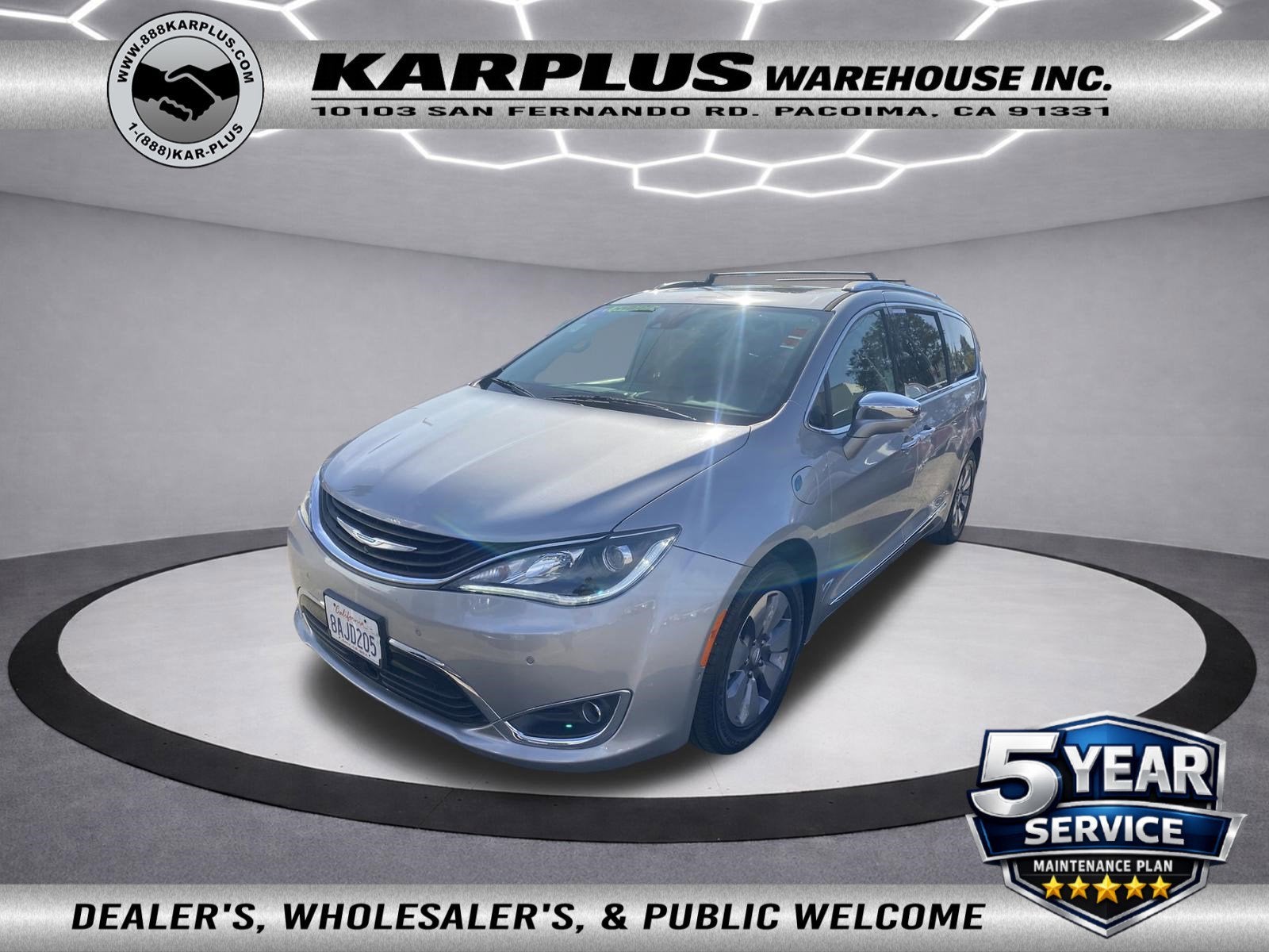 2017 Chrysler Pacifica Hybrid Platinum
