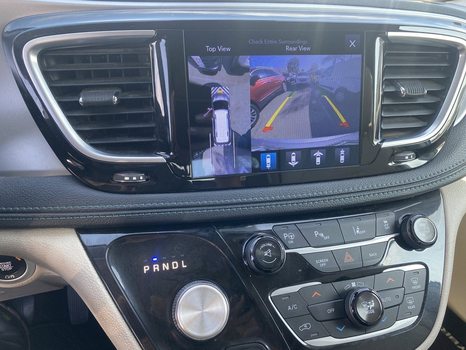 2017 Chrysler Pacifica Hybrid Platinum