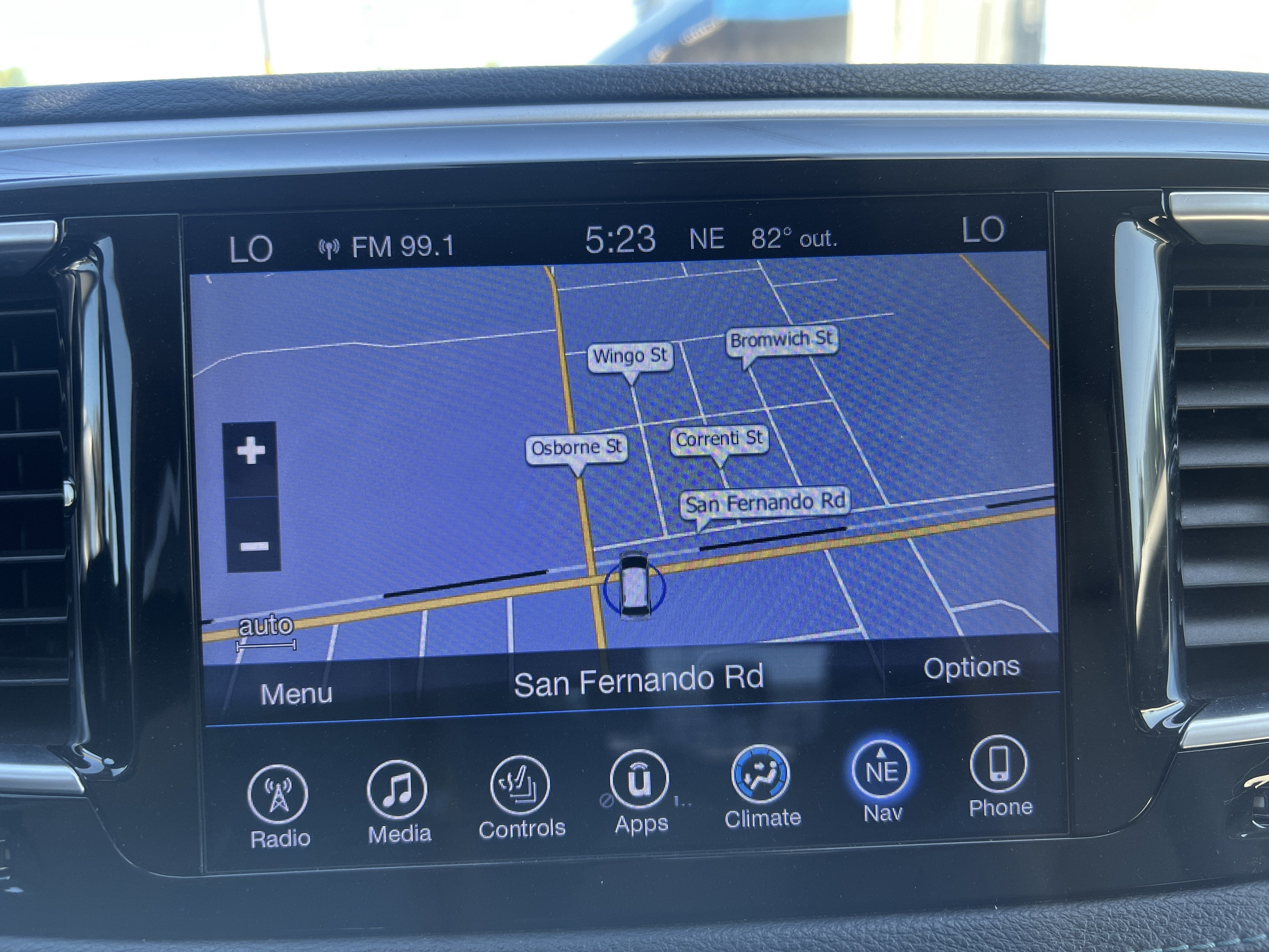 2017 Chrysler Pacifica Hybrid Platinum