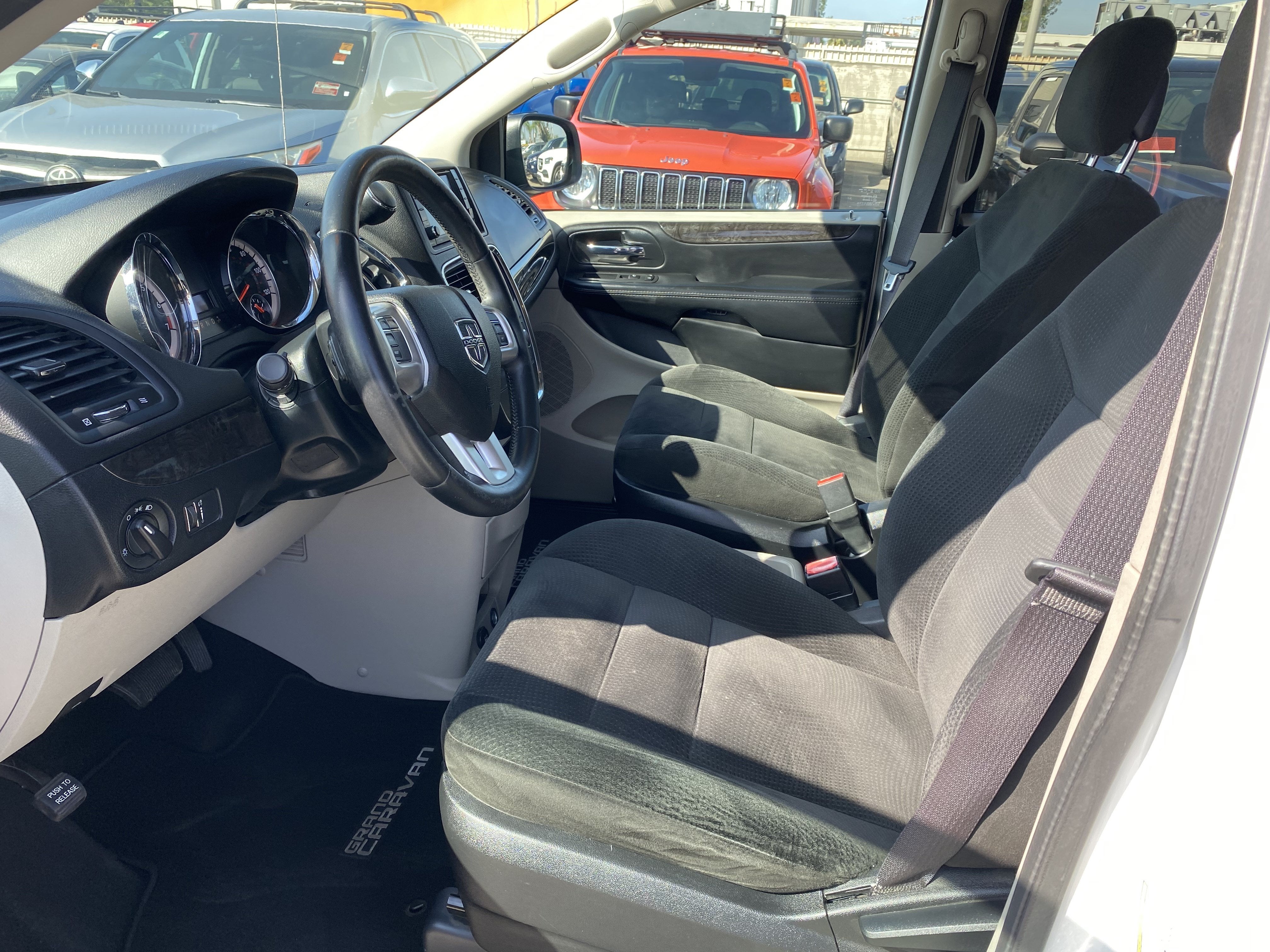 2016 Dodge Grand Caravan SE