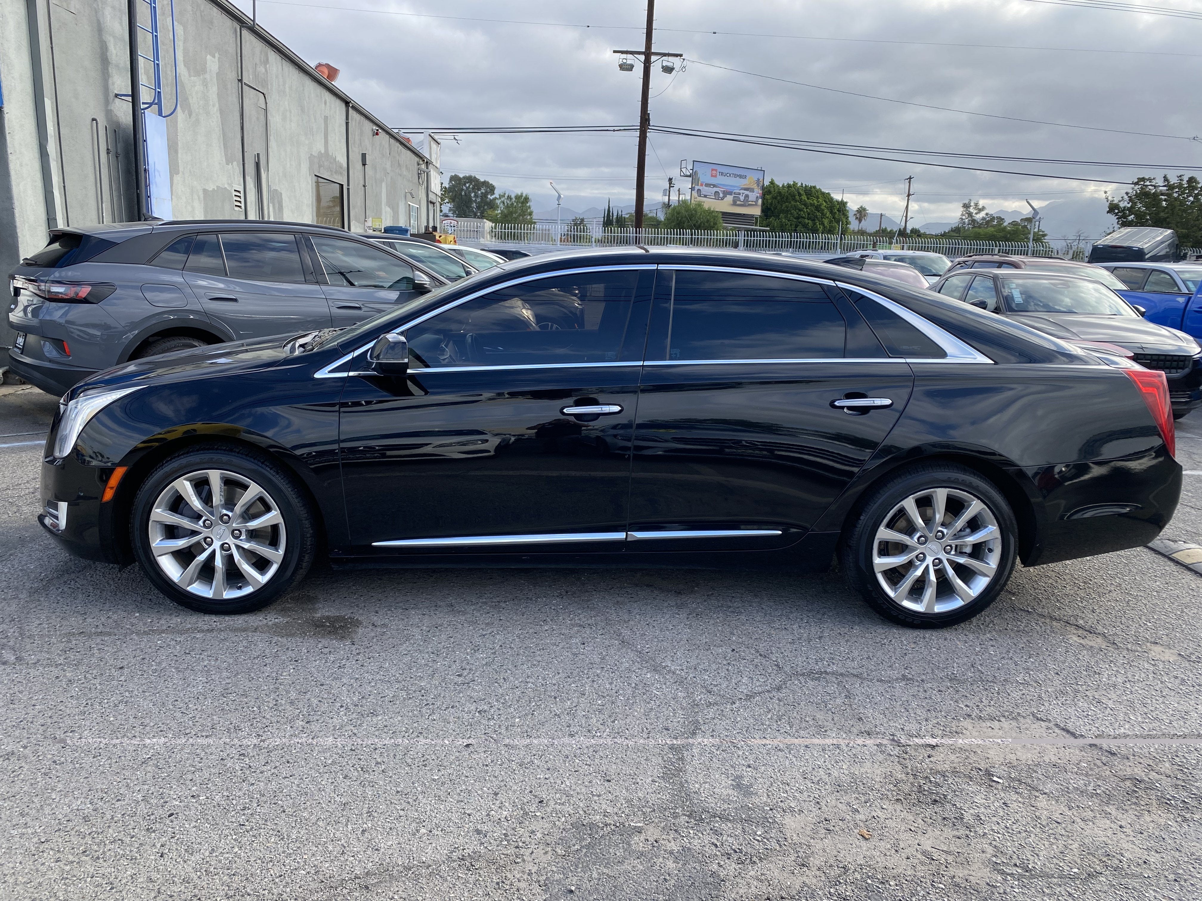 2017 Cadillac XTS 4DR SDN LUXURY FWD