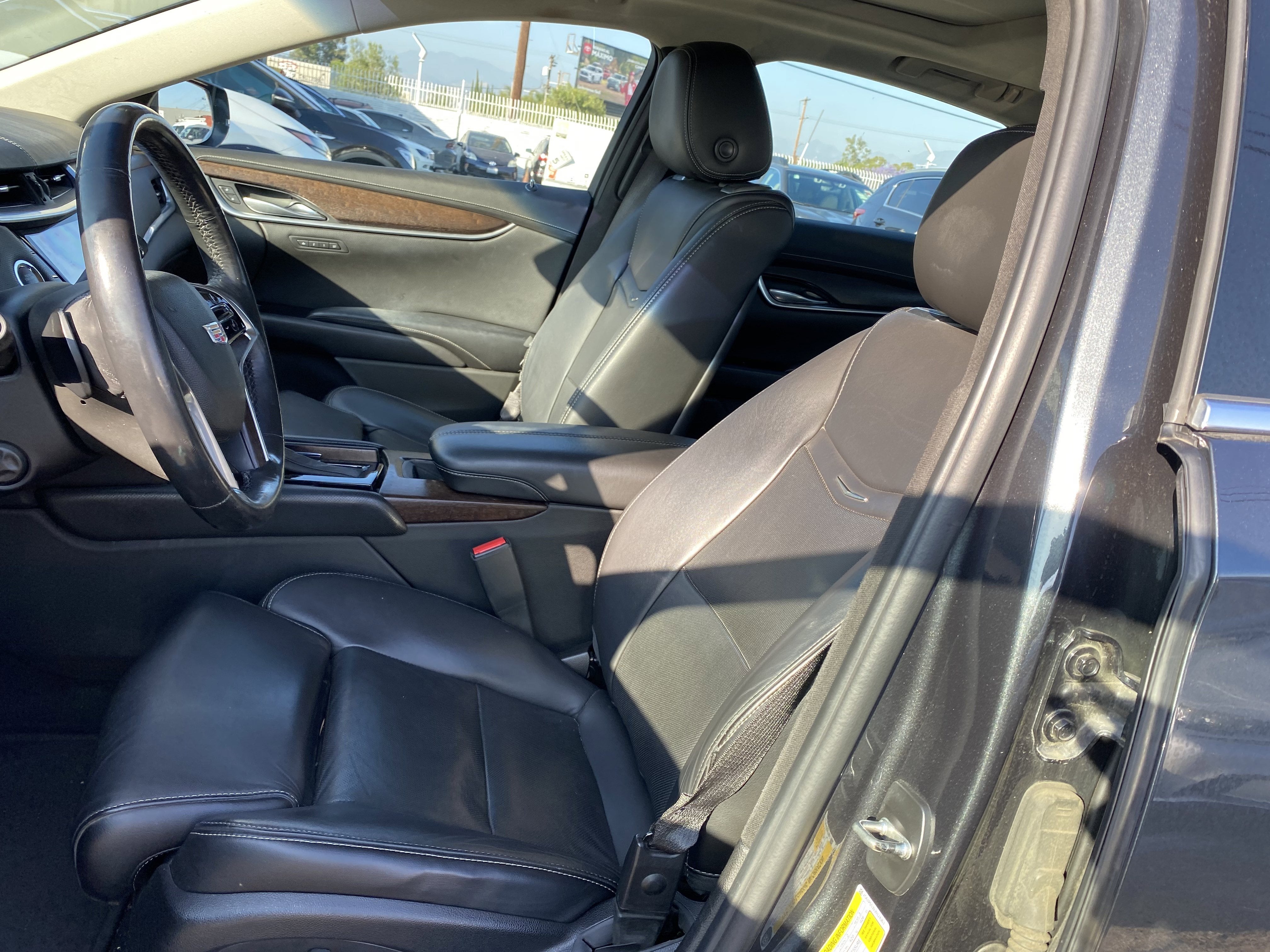 2018 Cadillac XTS Premium Luxury