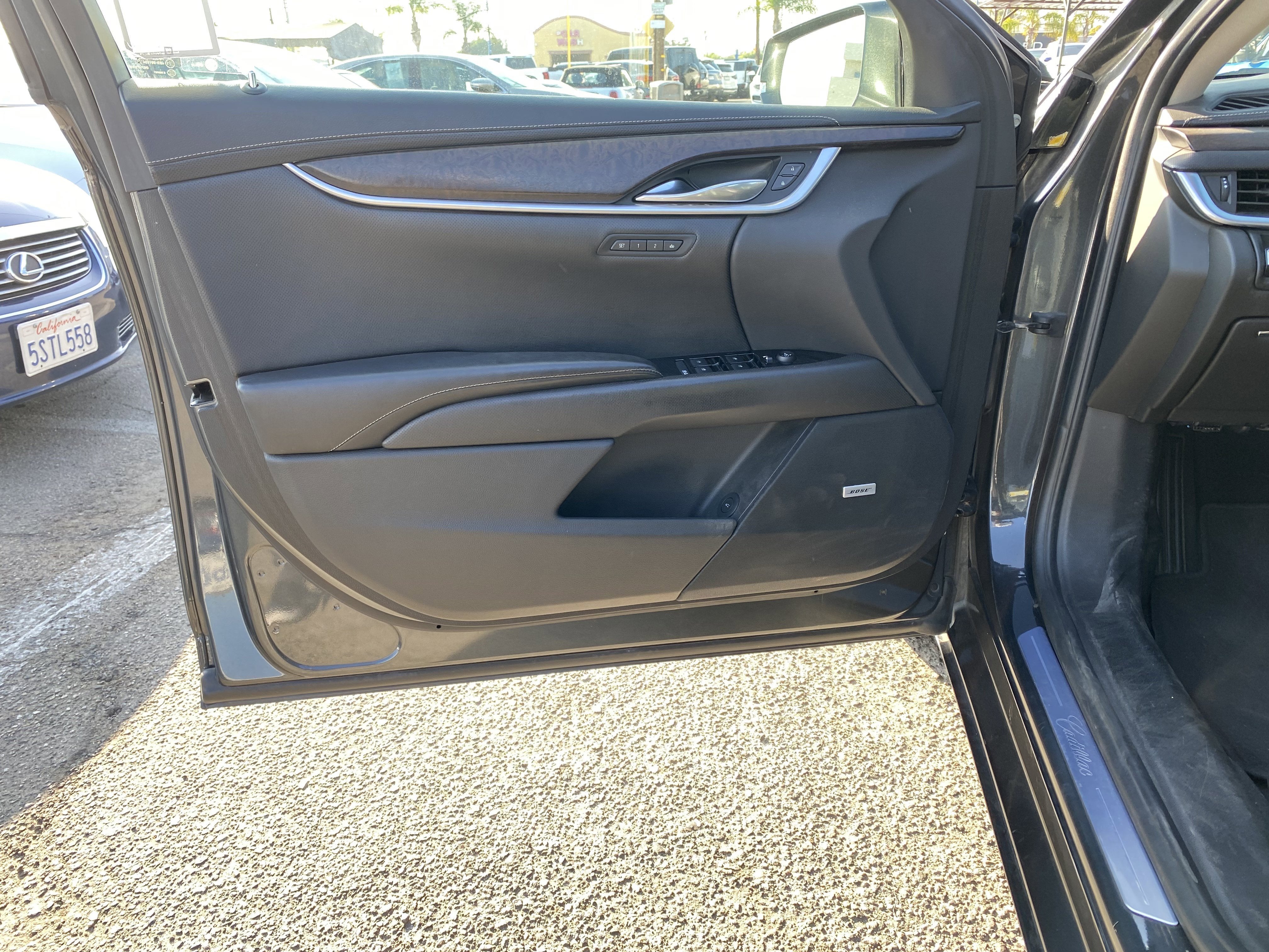 2018 Cadillac XTS Premium Luxury