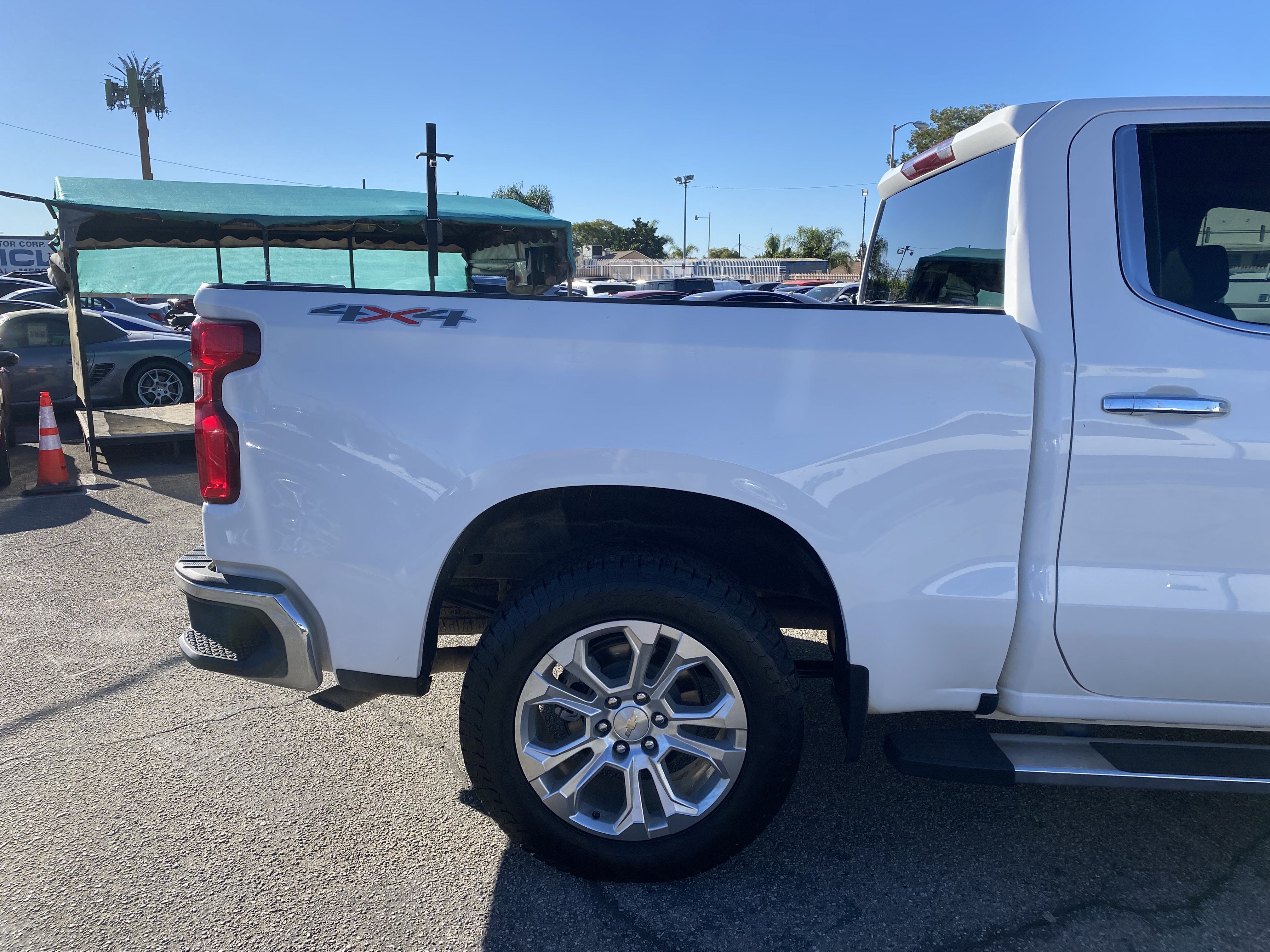 2023 Chevrolet Silverado 1500 4WD CREW CAB 147 LTZ