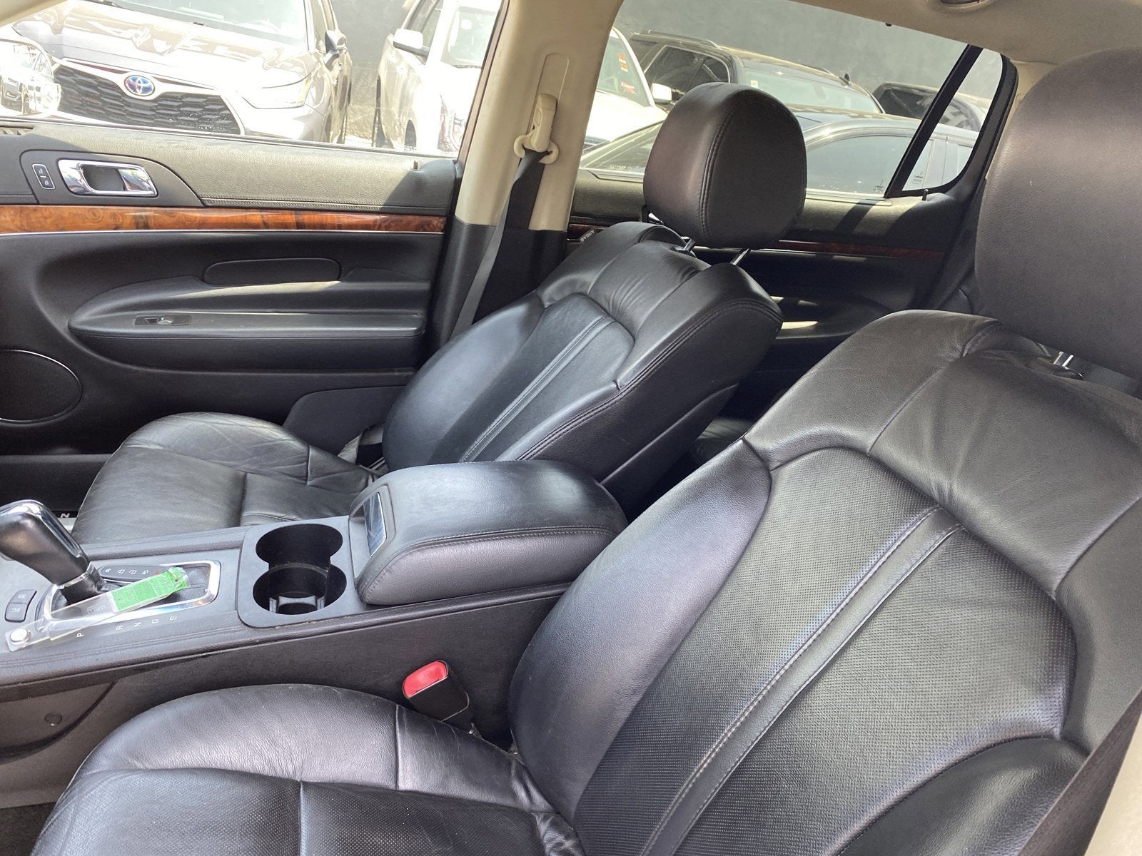 2019 Lincoln MKT Reserve