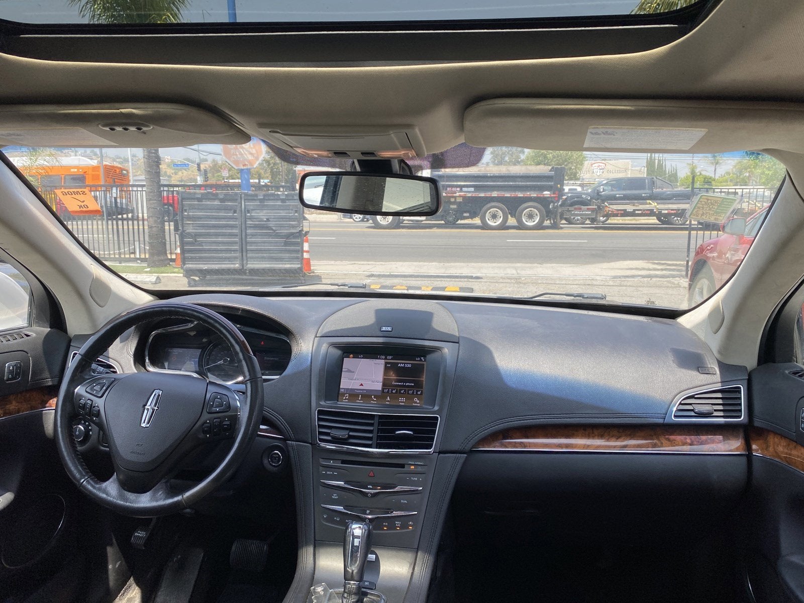 2019 Lincoln MKT Reserve