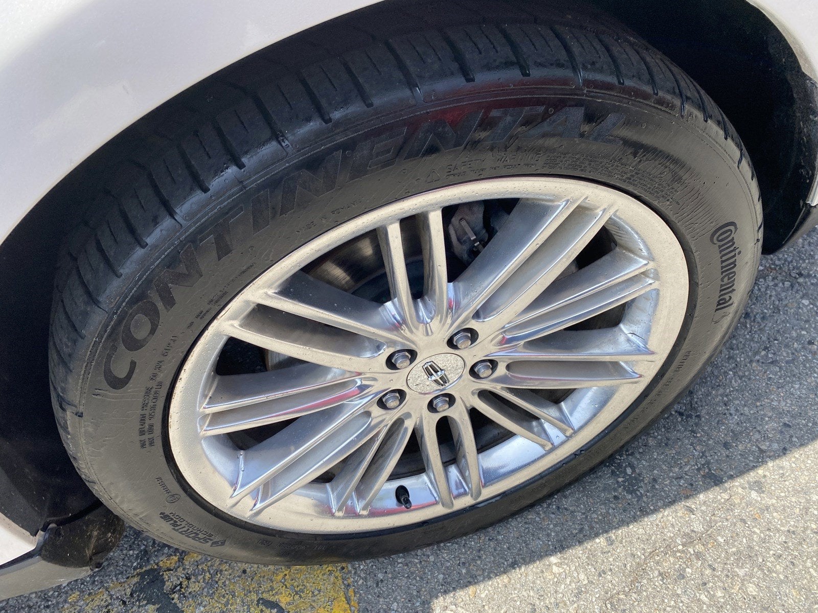 2019 Lincoln MKT Reserve