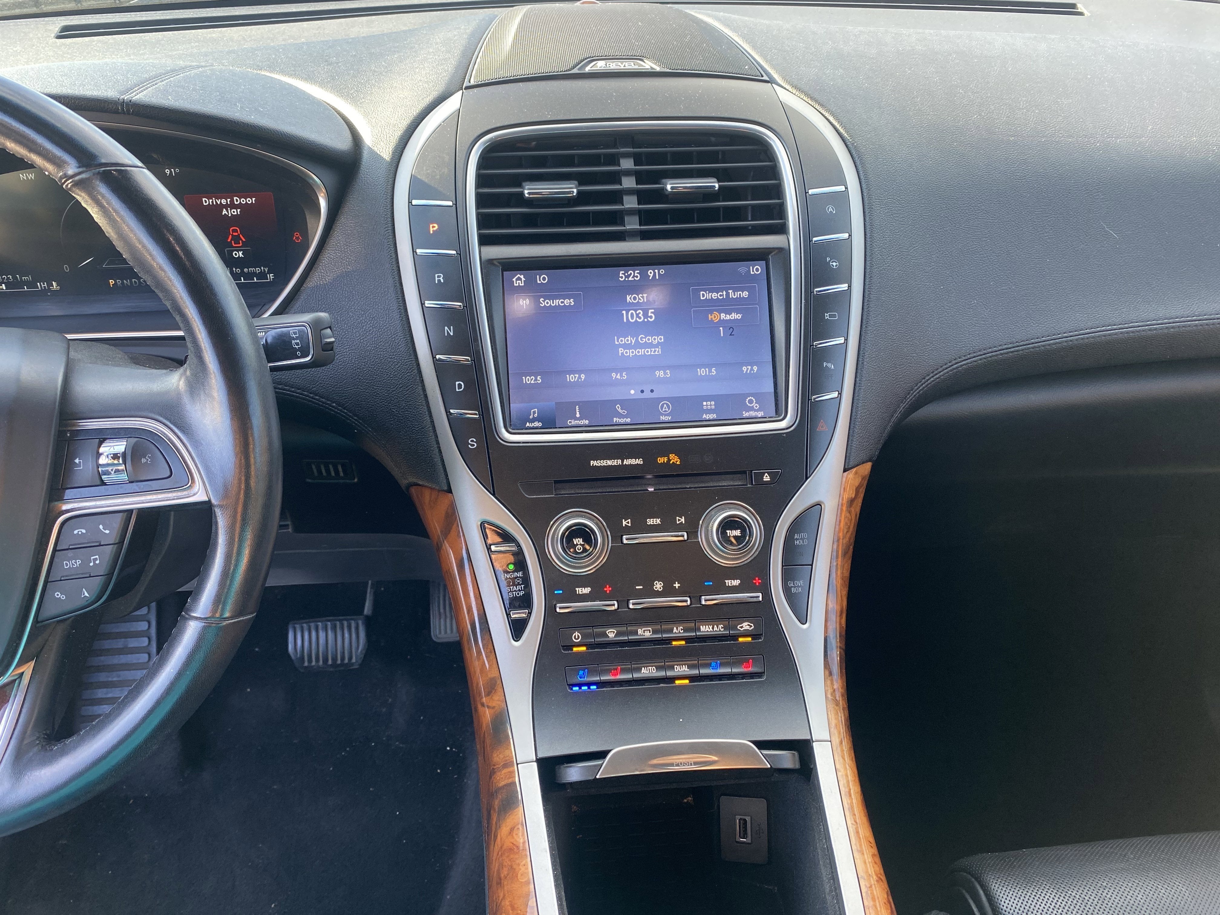 2019 Lincoln Nautilus Reserve
