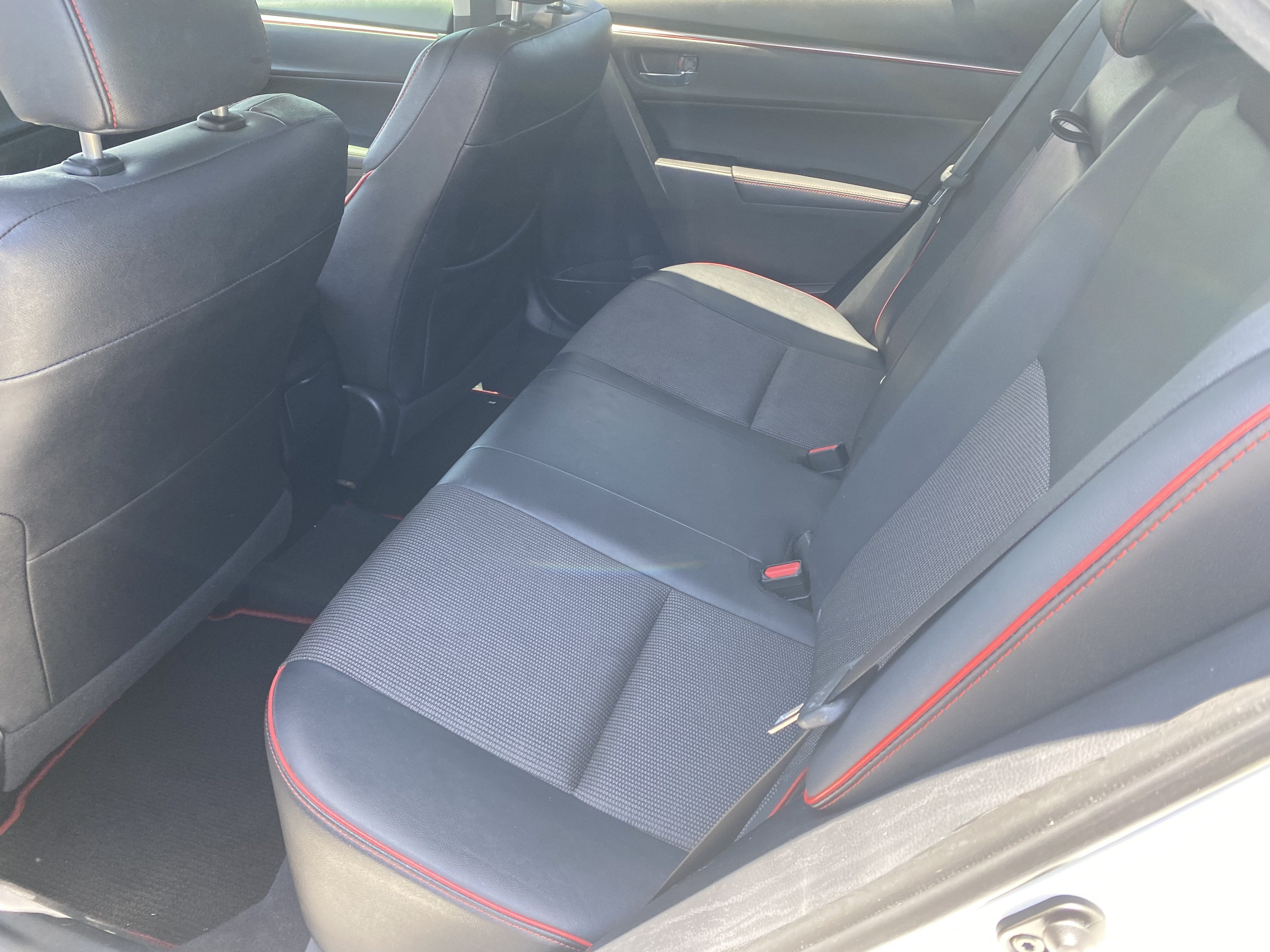 2016 Toyota Corolla S w/Special Edition Pkg